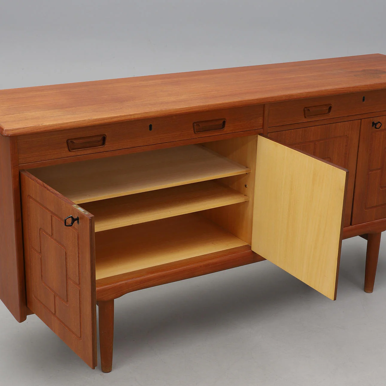1960s Norwegian Teak Sideboard by Brødre Sörheim Møbelfabrikk - Image 4