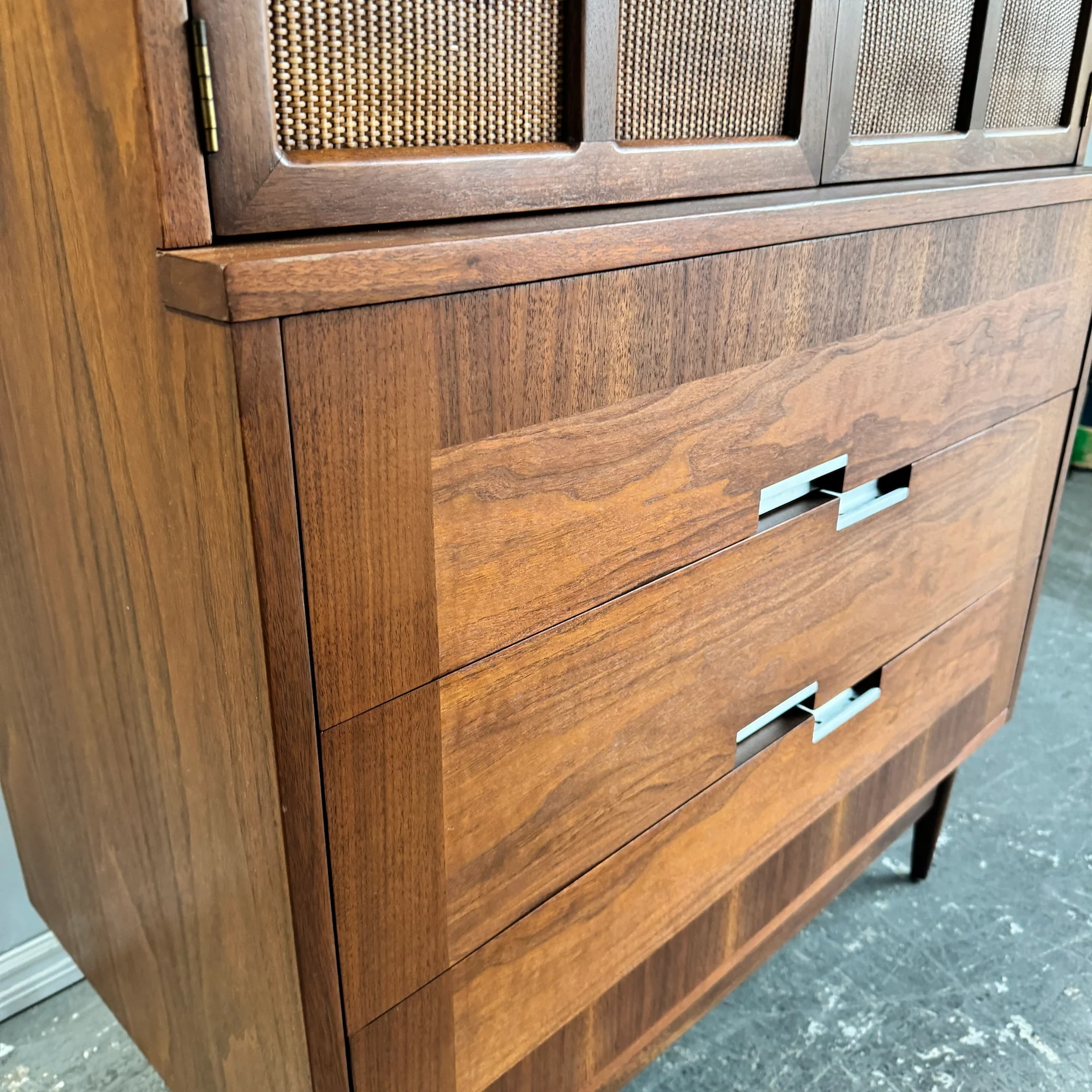 1970s Vintage Mid Century Modern Dresser by American Martinsville Drawers - Image 6