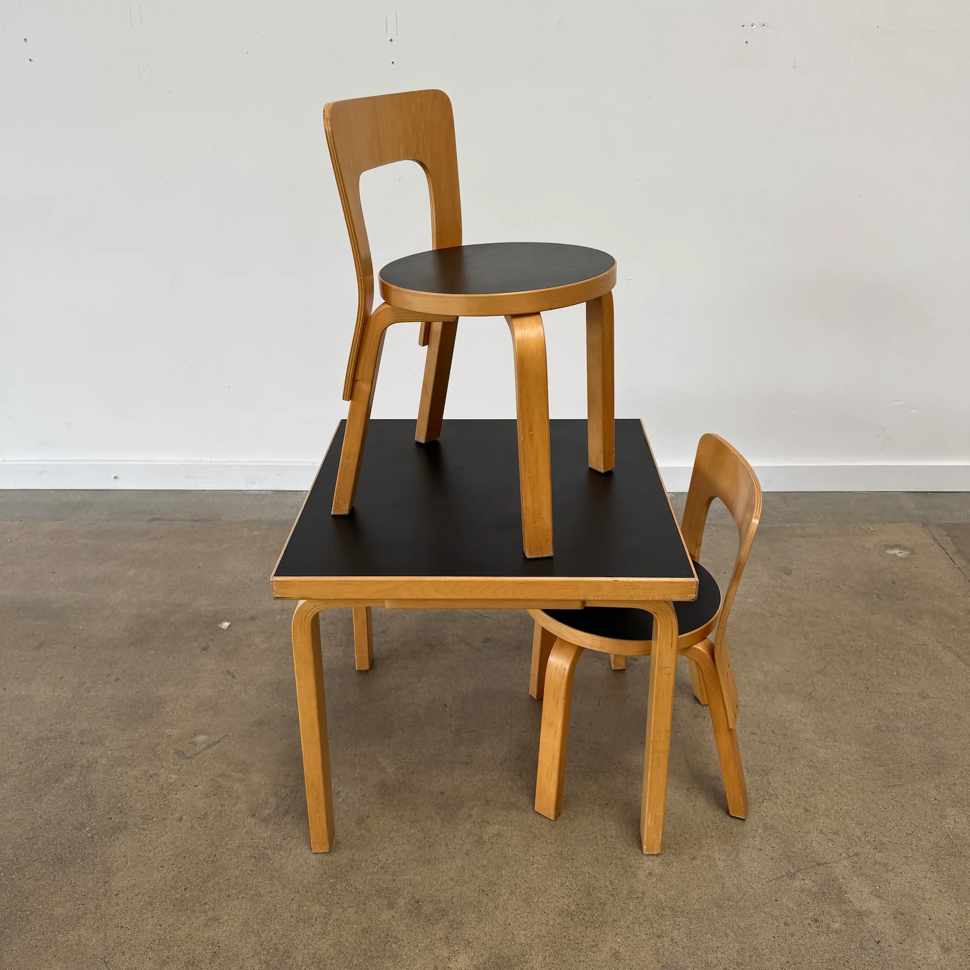 Alvar Aalto Kids Table & Chair Set for Artek, Finland - Image 3
