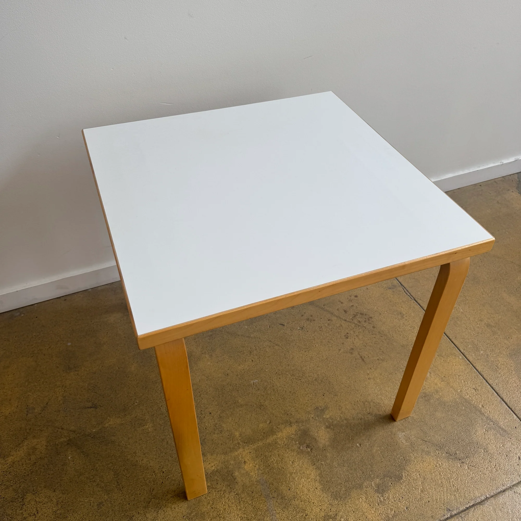 Artek Alvar Aalto 80C Square Table - Image 5