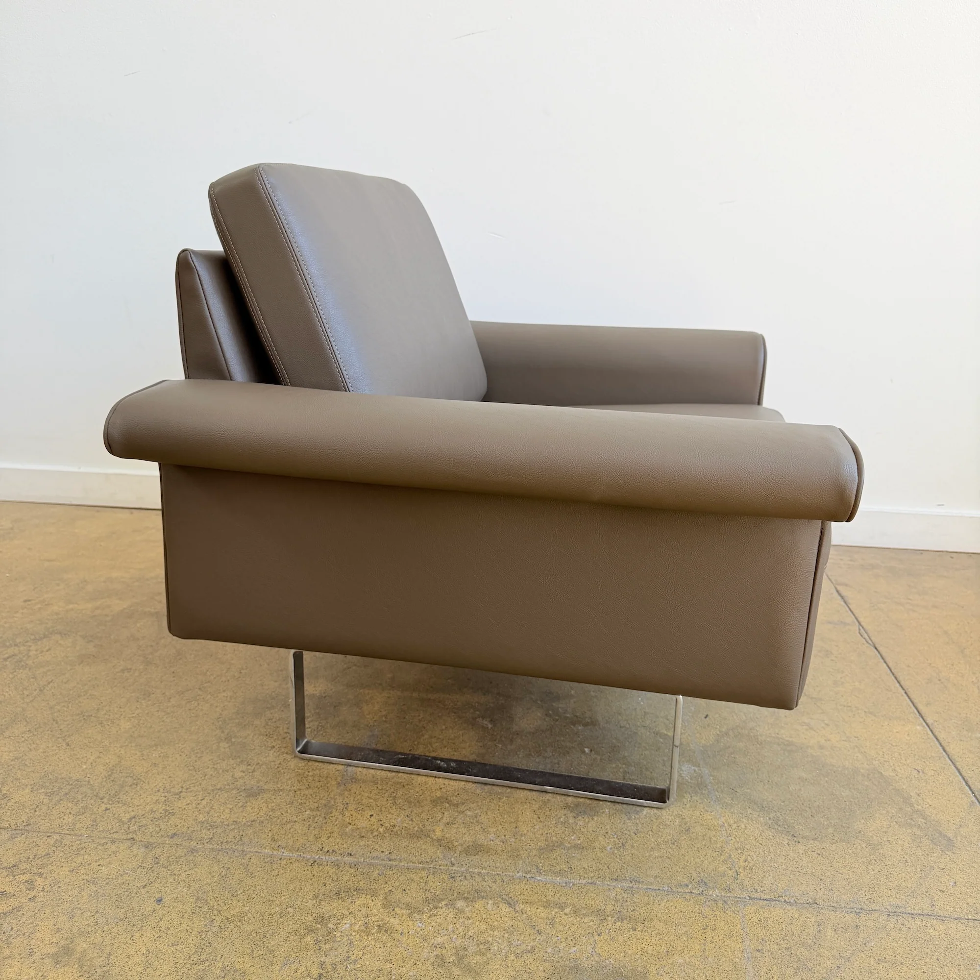 Asko Finland Leather lounge chair - Image 5