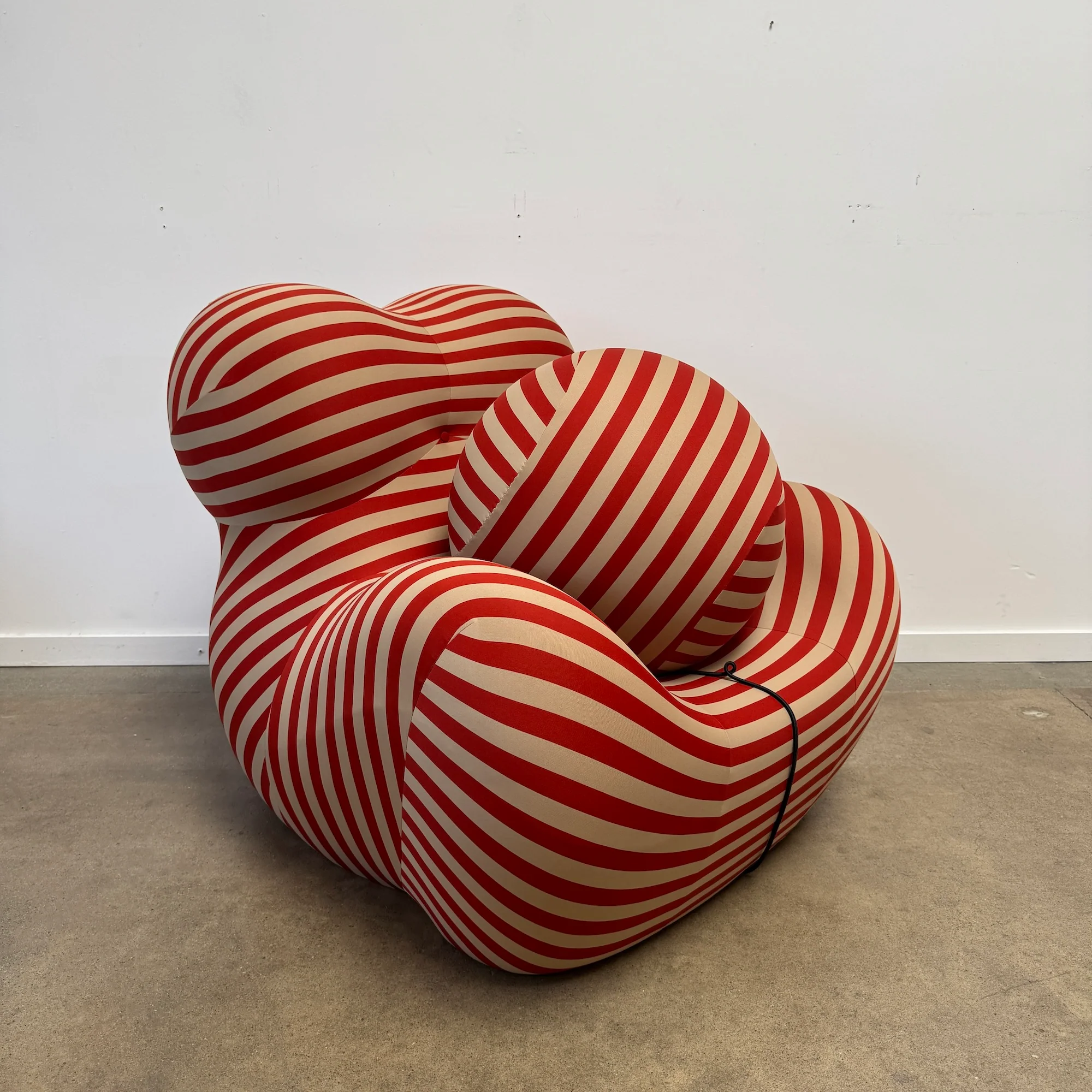 Authentic! B&B Italia La Mamma Up5 and UP6 Chair Series by Gaetano Pesce - Image 3