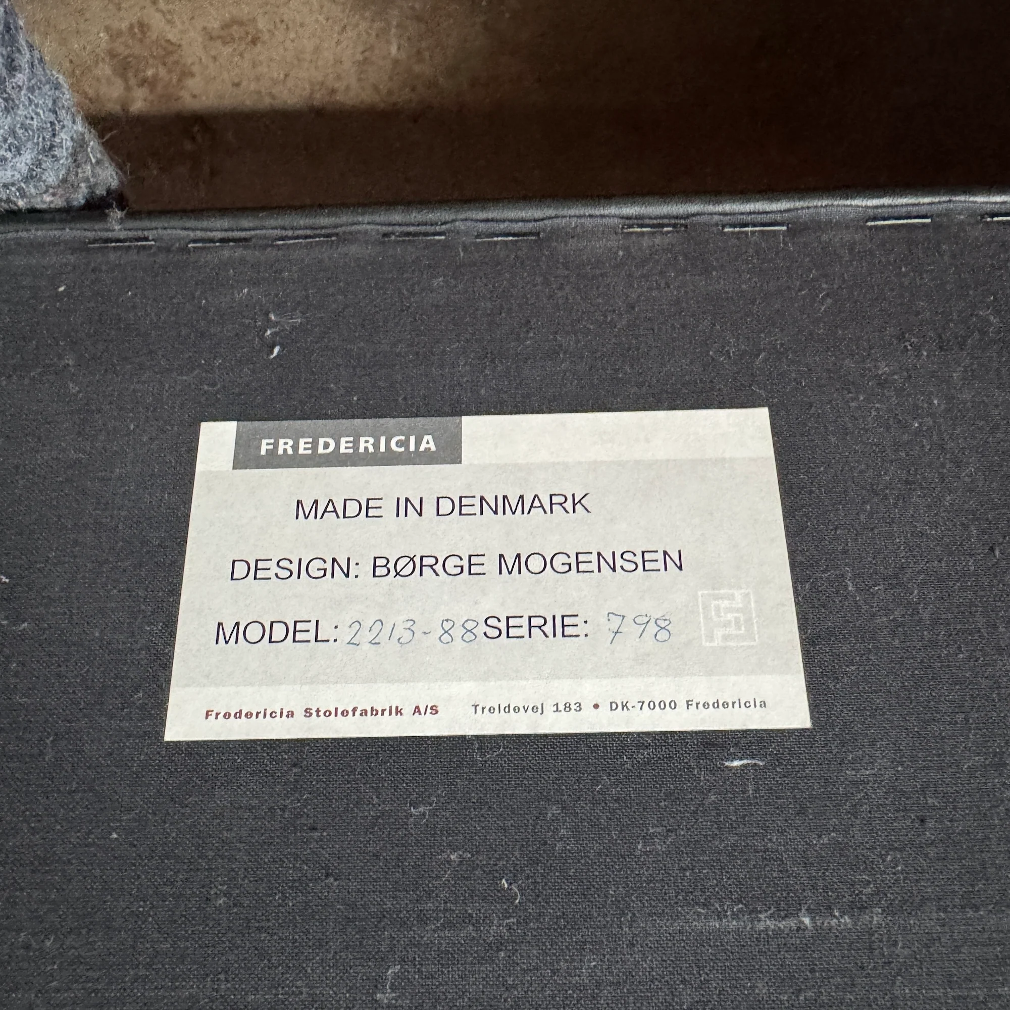 Authentic! Borge Mogensen Leather Sofa by Fredericia - Image 8