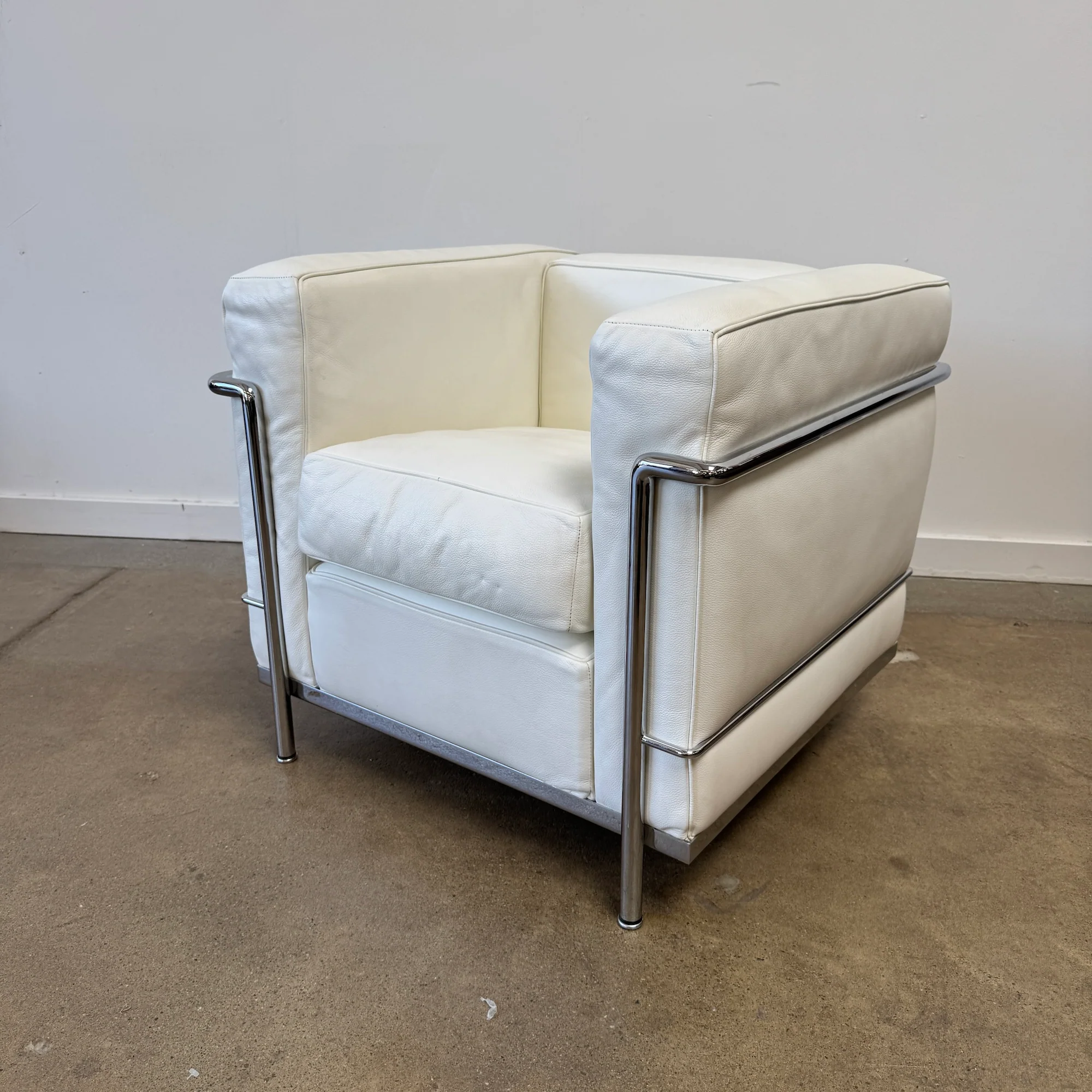 Authentic! Cassina LC2 Petit Modele Armchair - Image 6