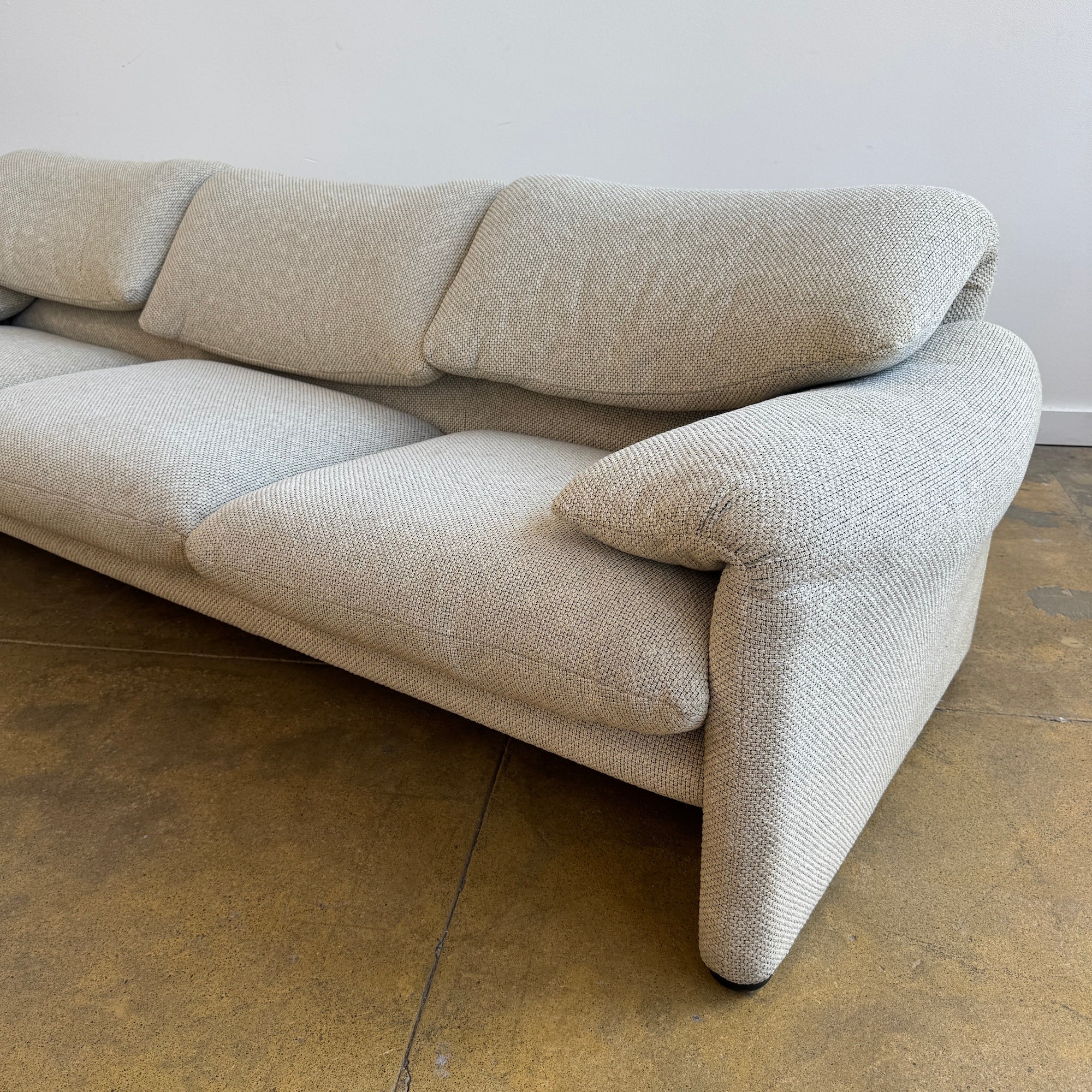 Authentic! Cassina Maralunga Three-Seater Sofa by Vico Magistretti - Image 5