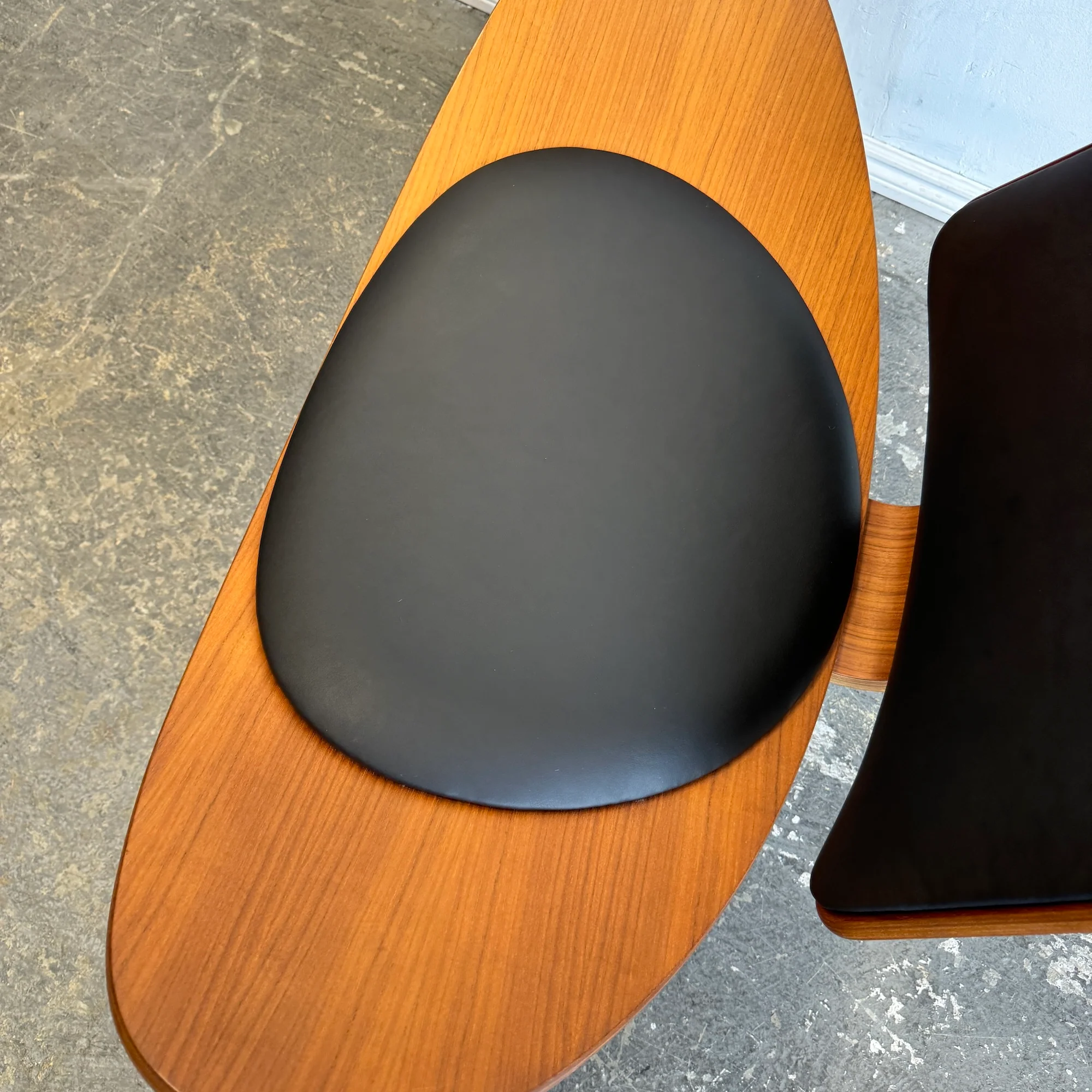Authentic! Hans Wegner Shell Chair by Carl Hansen & Søn - Image 8