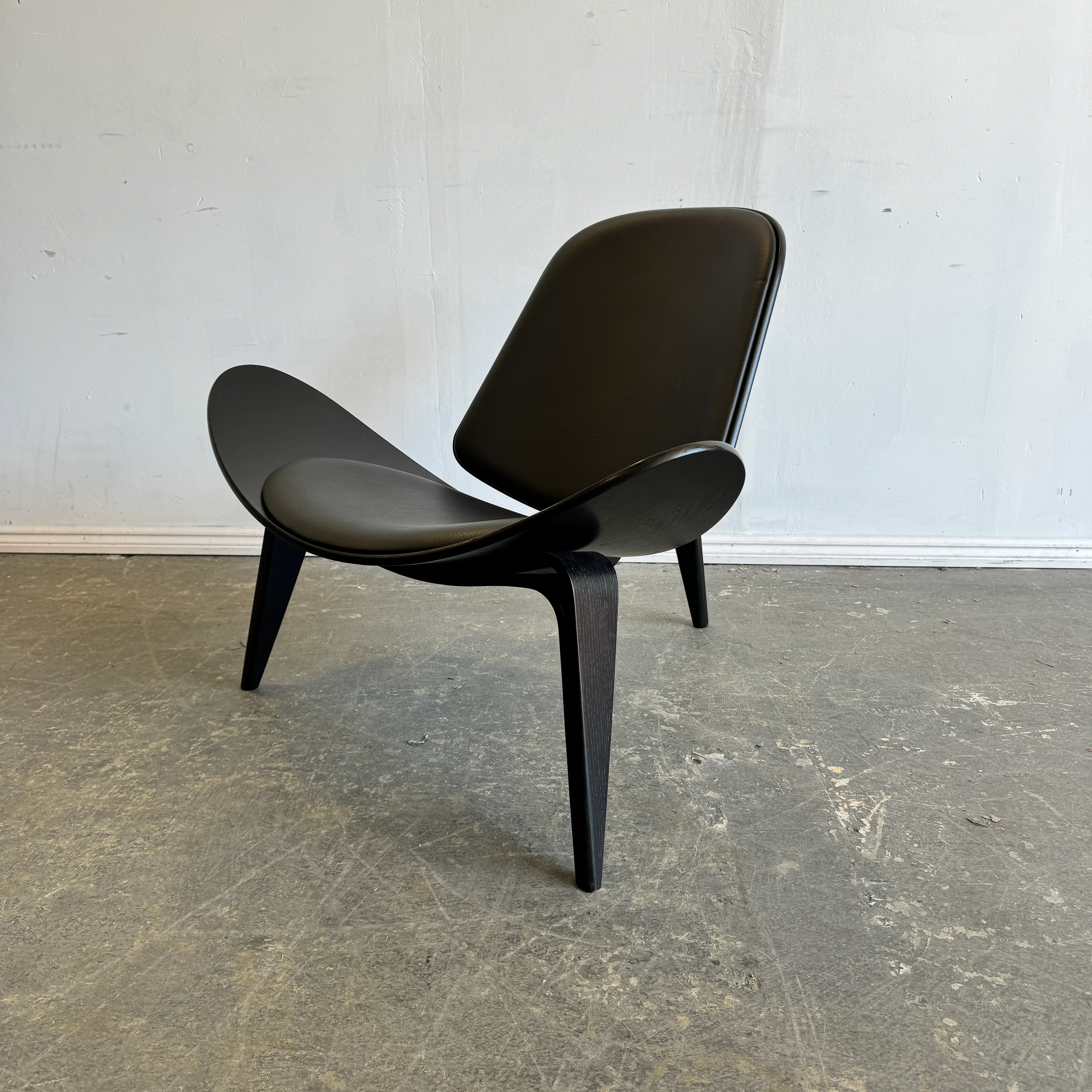 Authentic! Hans Wegner Shell Chair by Carl Hansen & Søn - Image 3