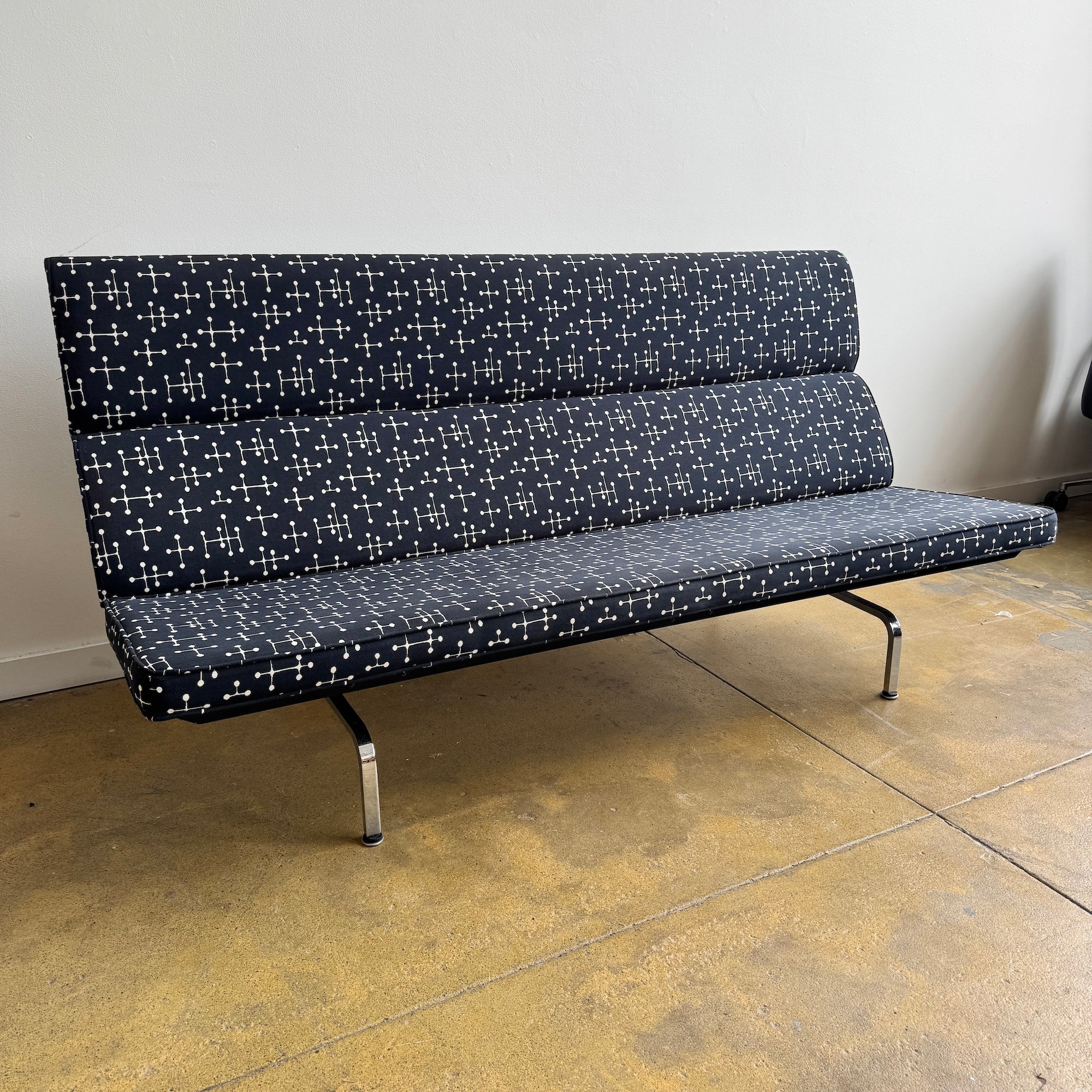 Authentic! Herman Miller Eames Compact Sofa with Maharam Fabric - Image 3