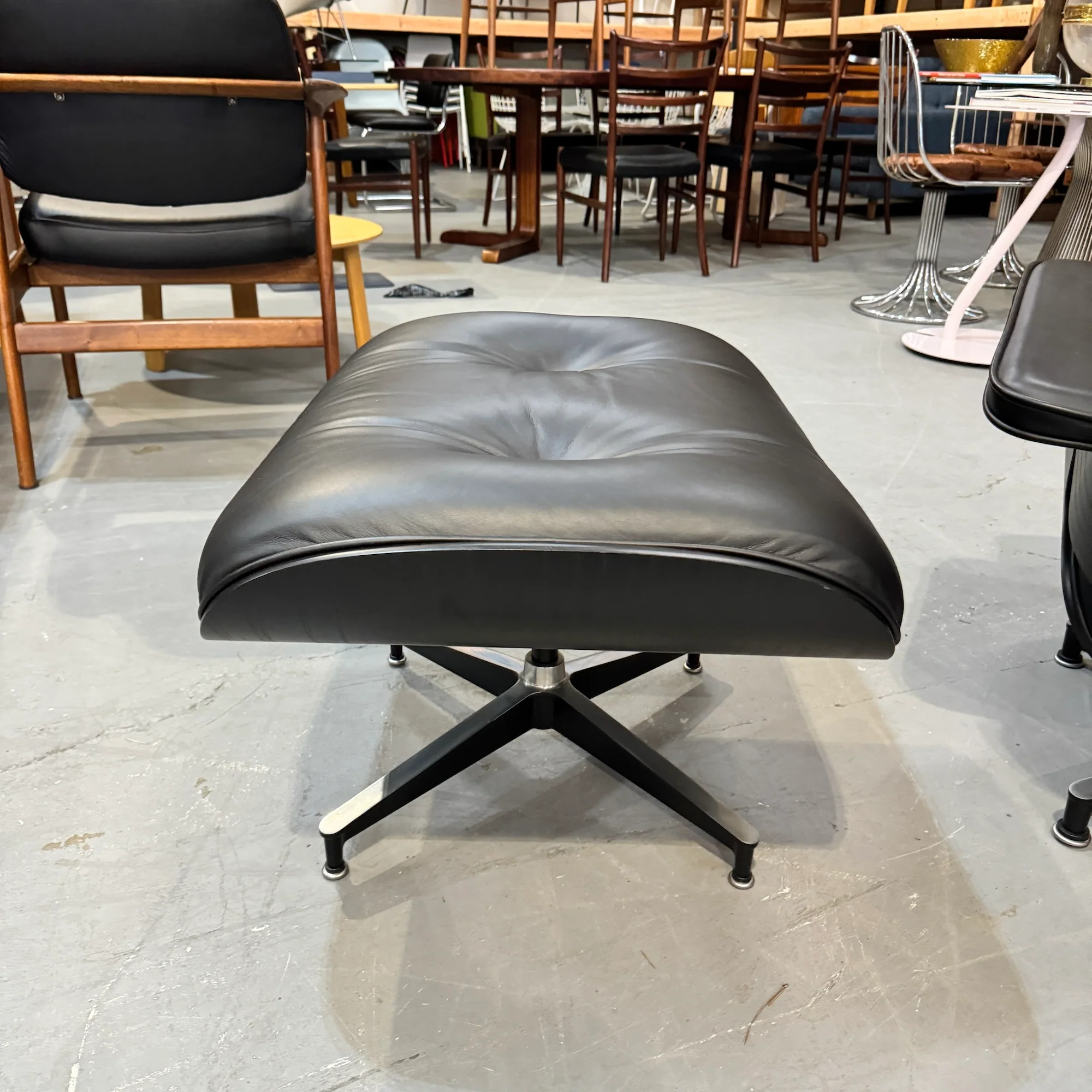 Authentic! Herman Miller Eames Lounge chair and Ottoman "Tall" - Image 5