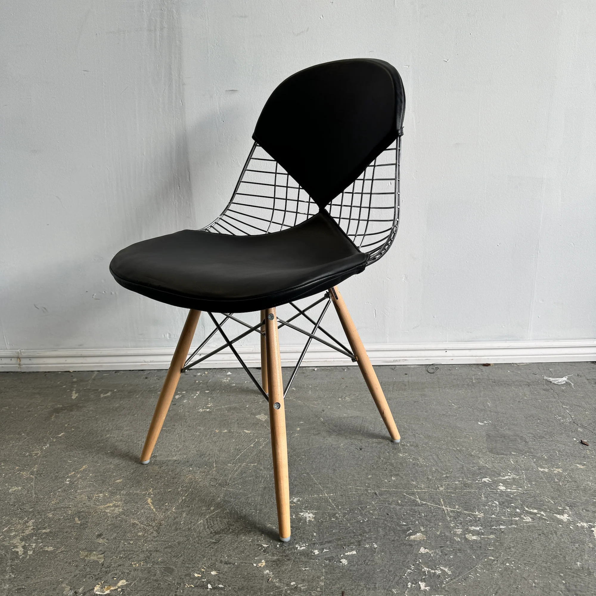 Authentic! Herman Miller Eames Wire Chair, with Bikini - Image 2