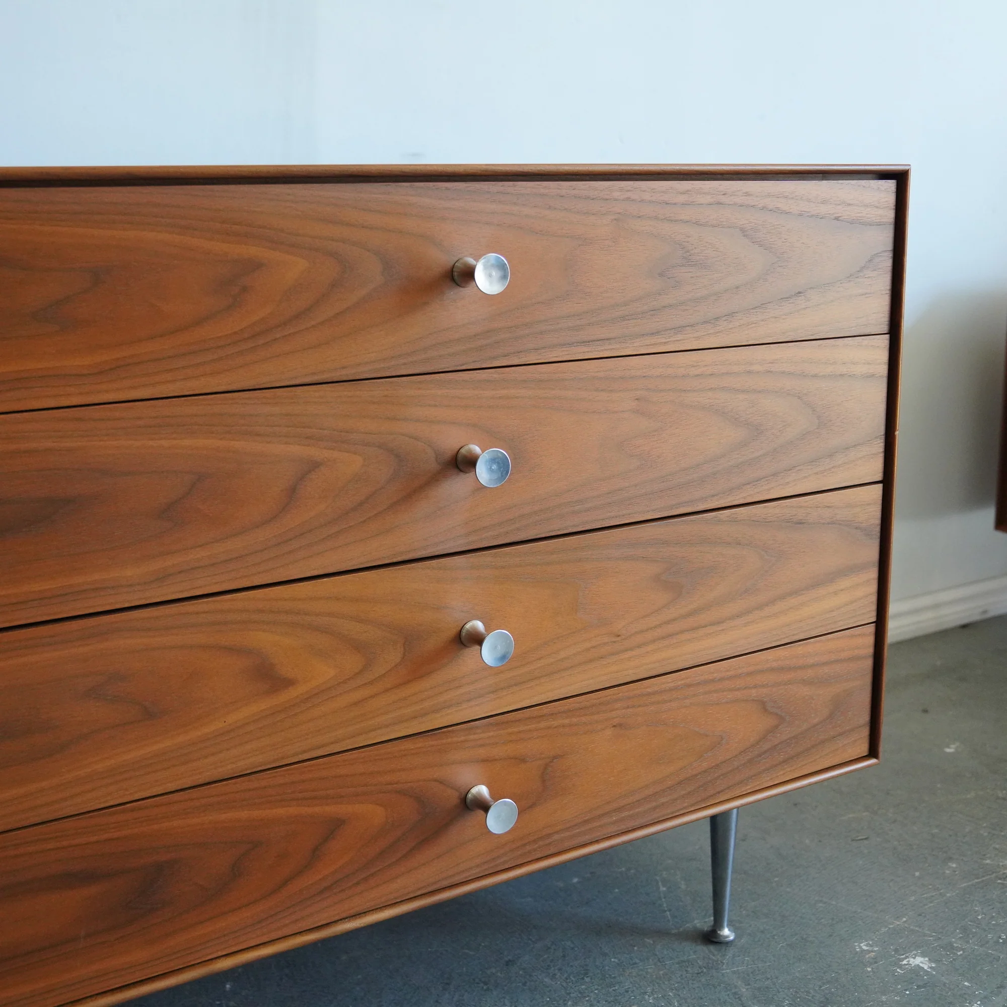 Authentic! Herman Miller George Nelson 8 drawer dresser - Image 4