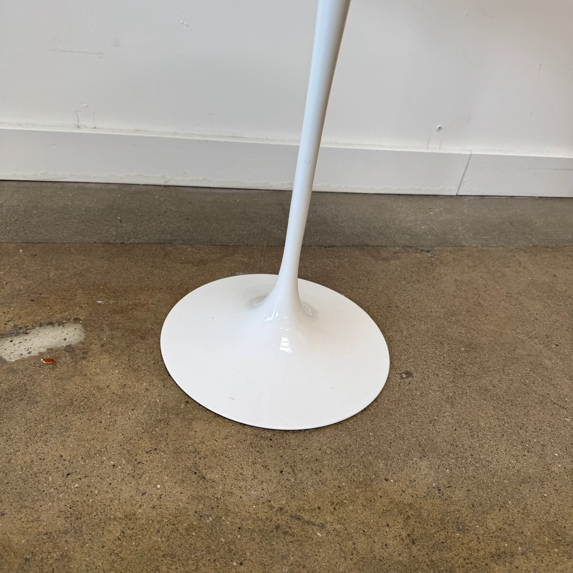 Authentic! Knoll® Saarinen Oval Laminate wood Side Table - Image 3