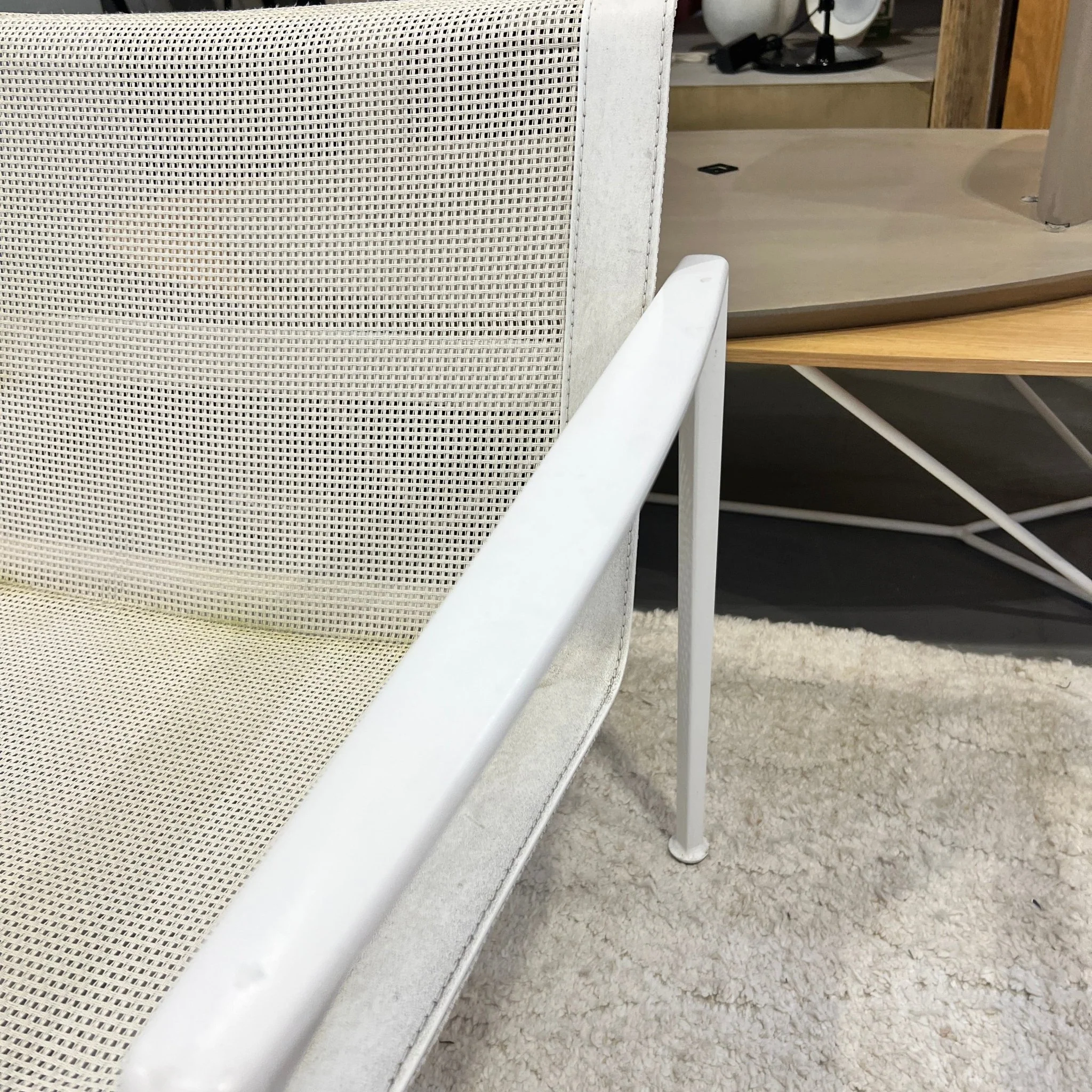 Authentic Knoll 1966 Richard Schultz Sofa - Image 4