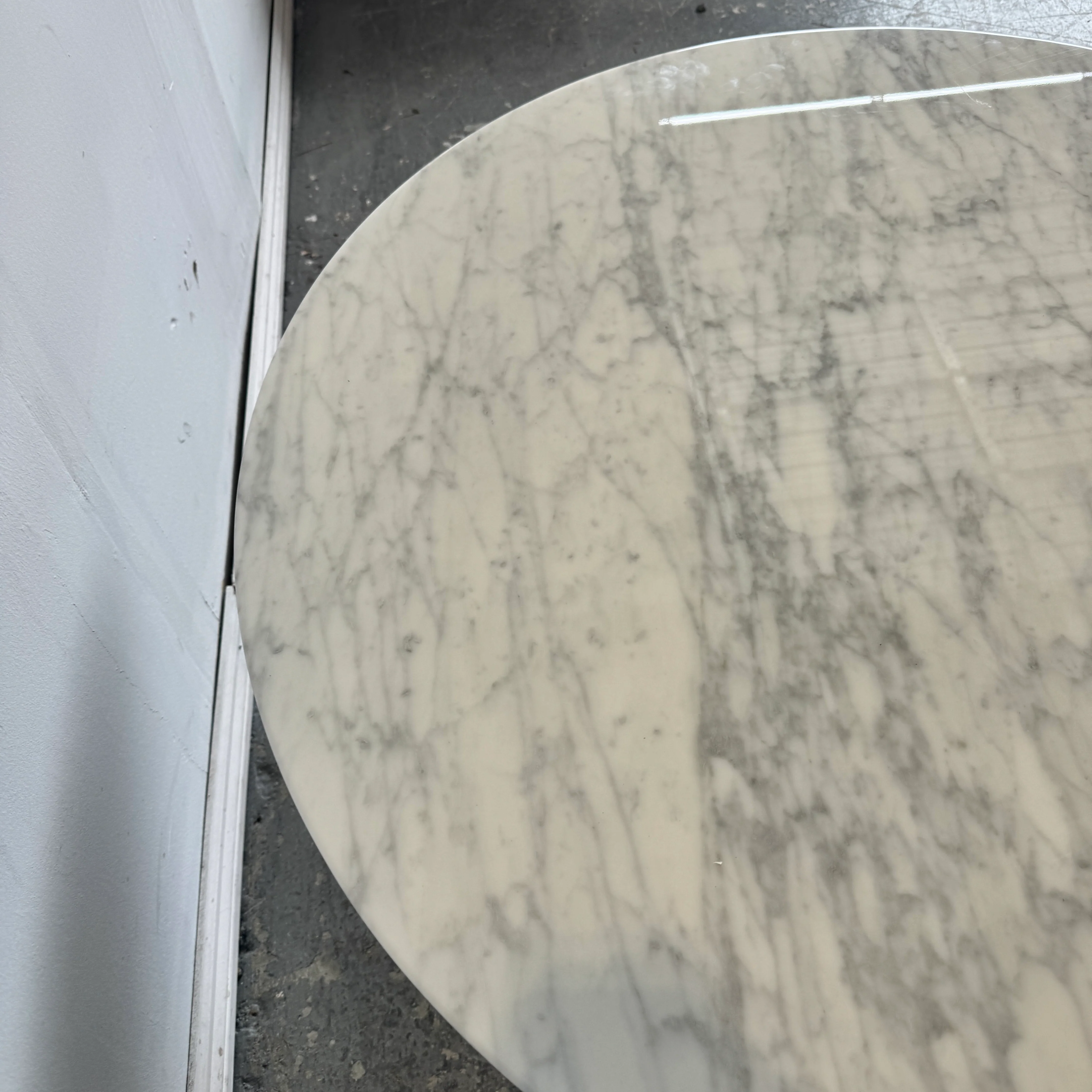 Authentic! Knoll Eero Saarinen round 35" Marble Coffee table - Image 4