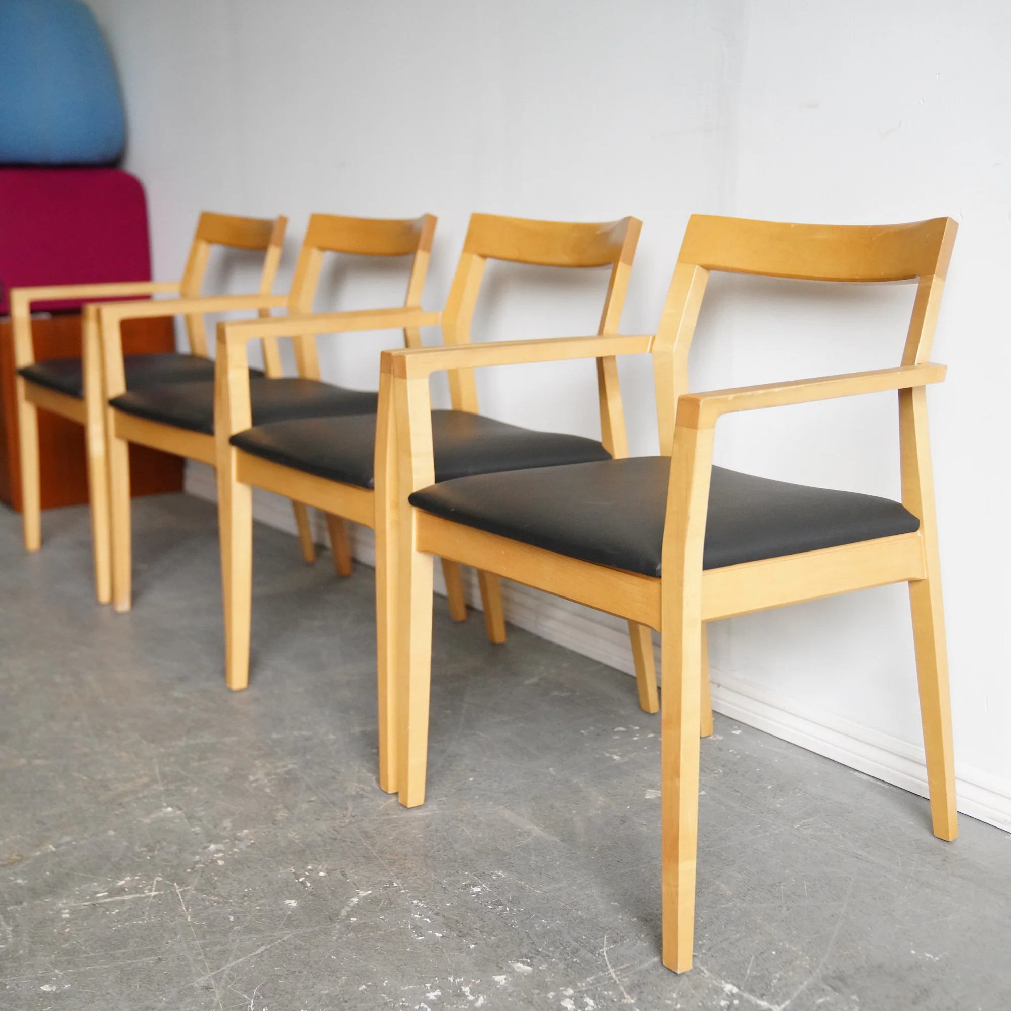 Authentic Knoll Krusin Leather side chair (Set of 4) - Image 2