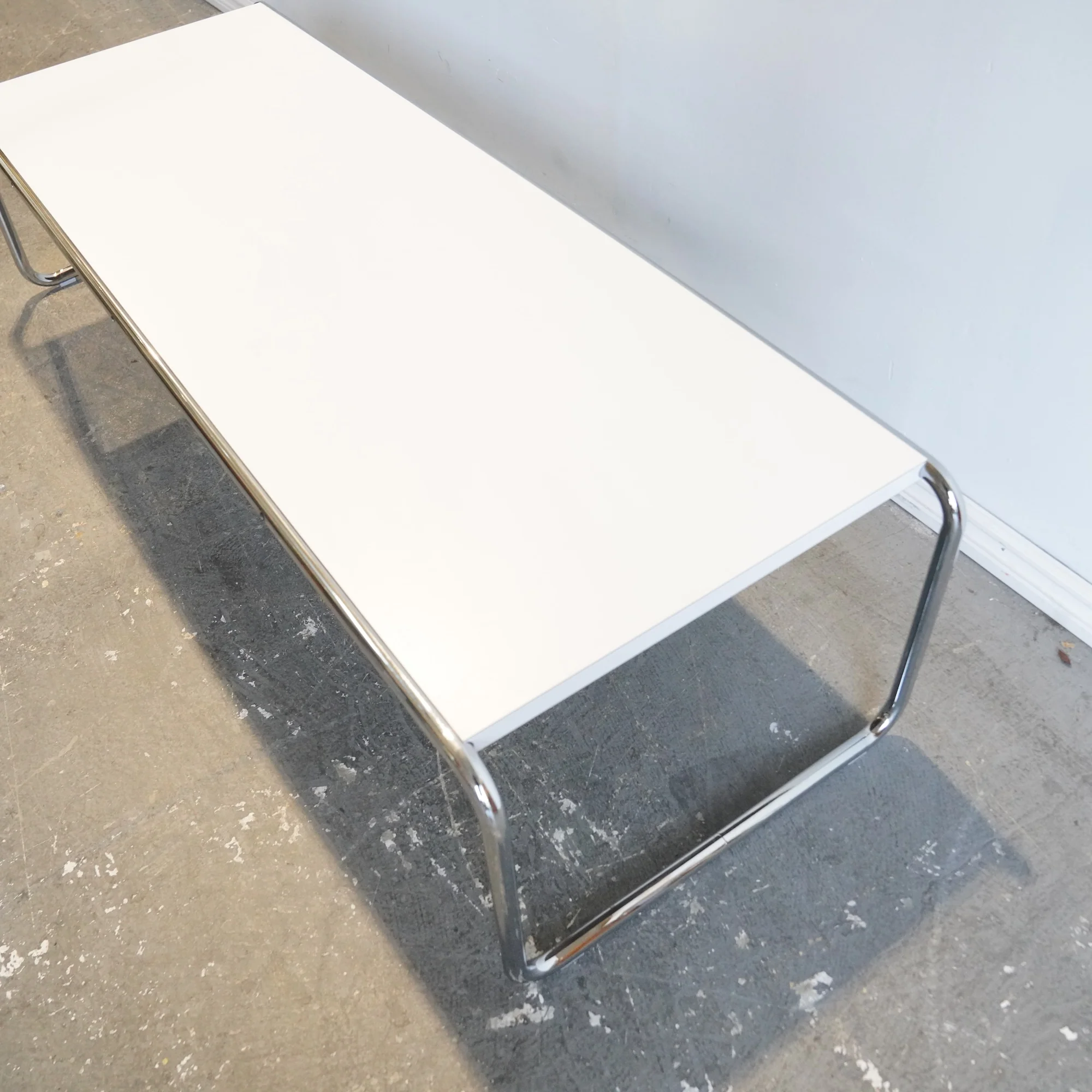 Authentic Knoll laccio coffee table by Marcel Breuer - Image 3