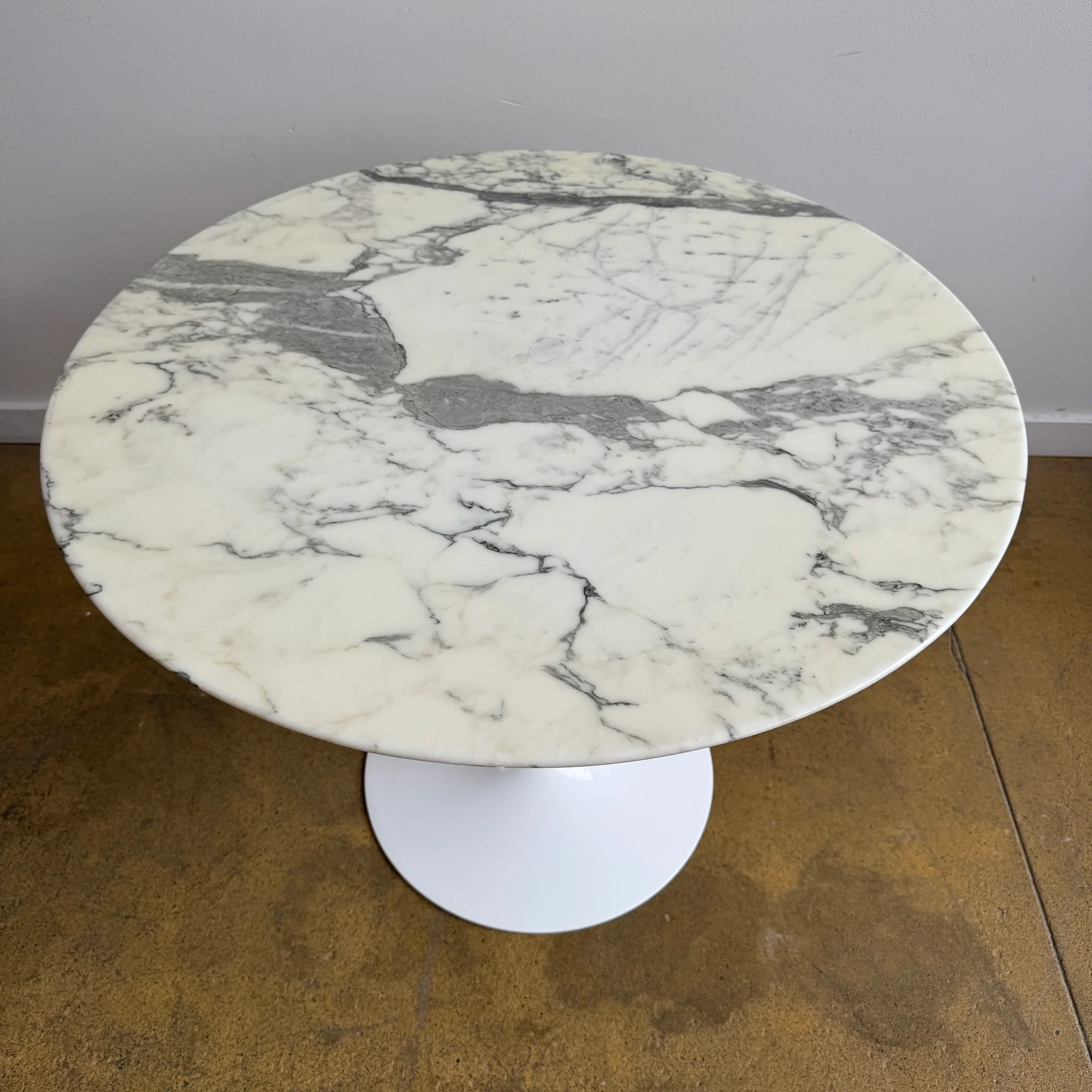 Authentic! Knoll Saarinen 36" Round Marble Dining Table - Image 3