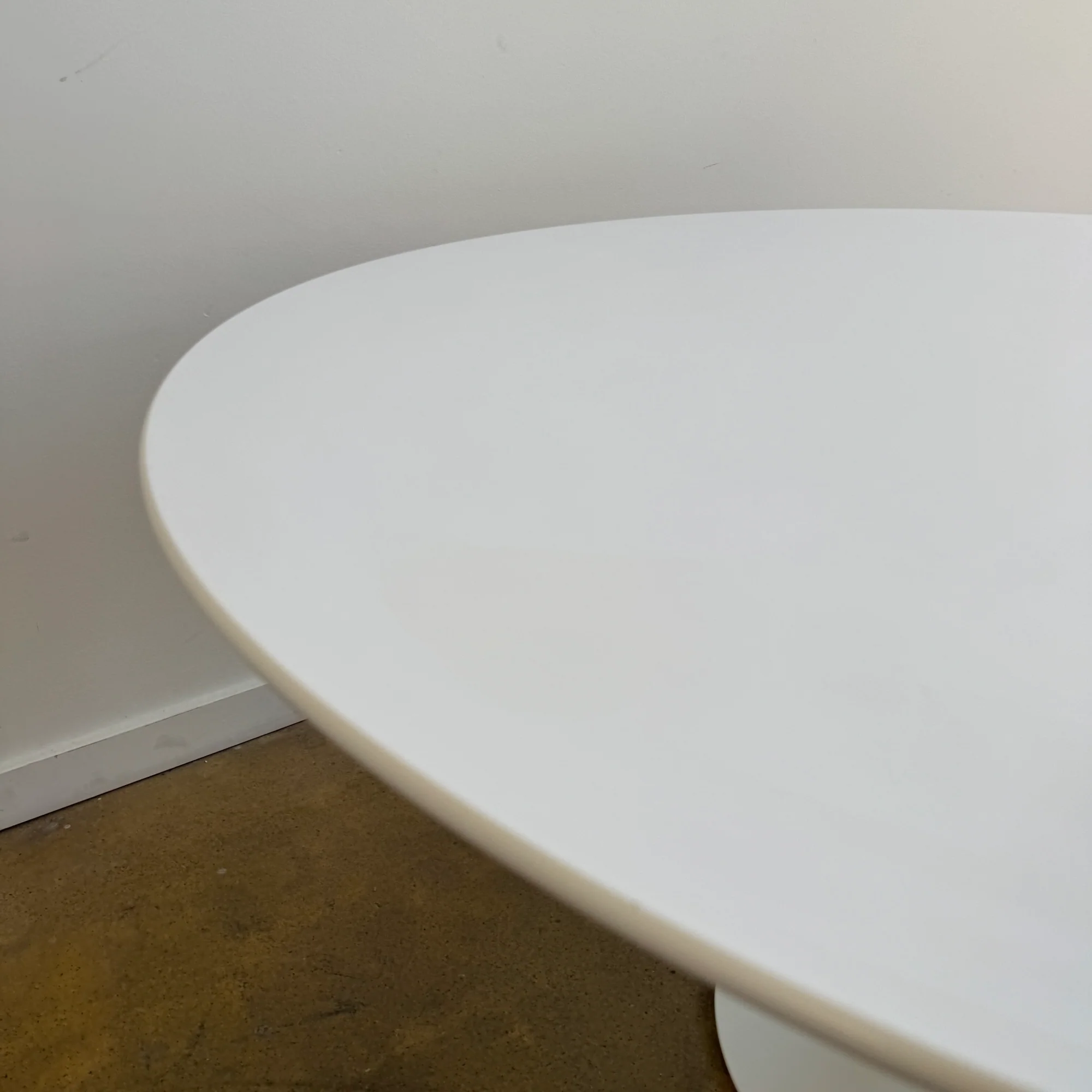 Authentic! Knoll Saarinen 54 Dining Table - Image 4