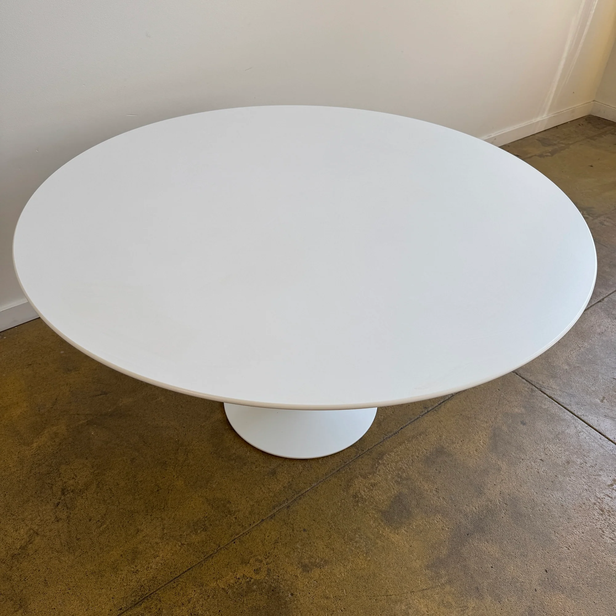 Authentic! Knoll Saarinen 54 Dining Table - Image 5