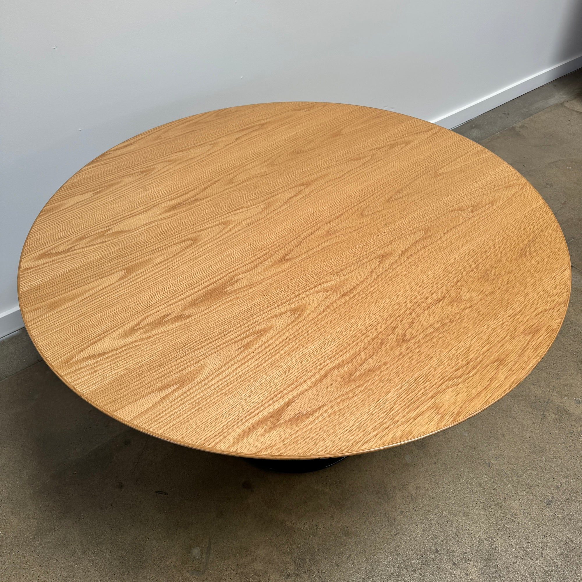 Authentic! Knoll Saarinen Oak 47" Dining Table - Image 4