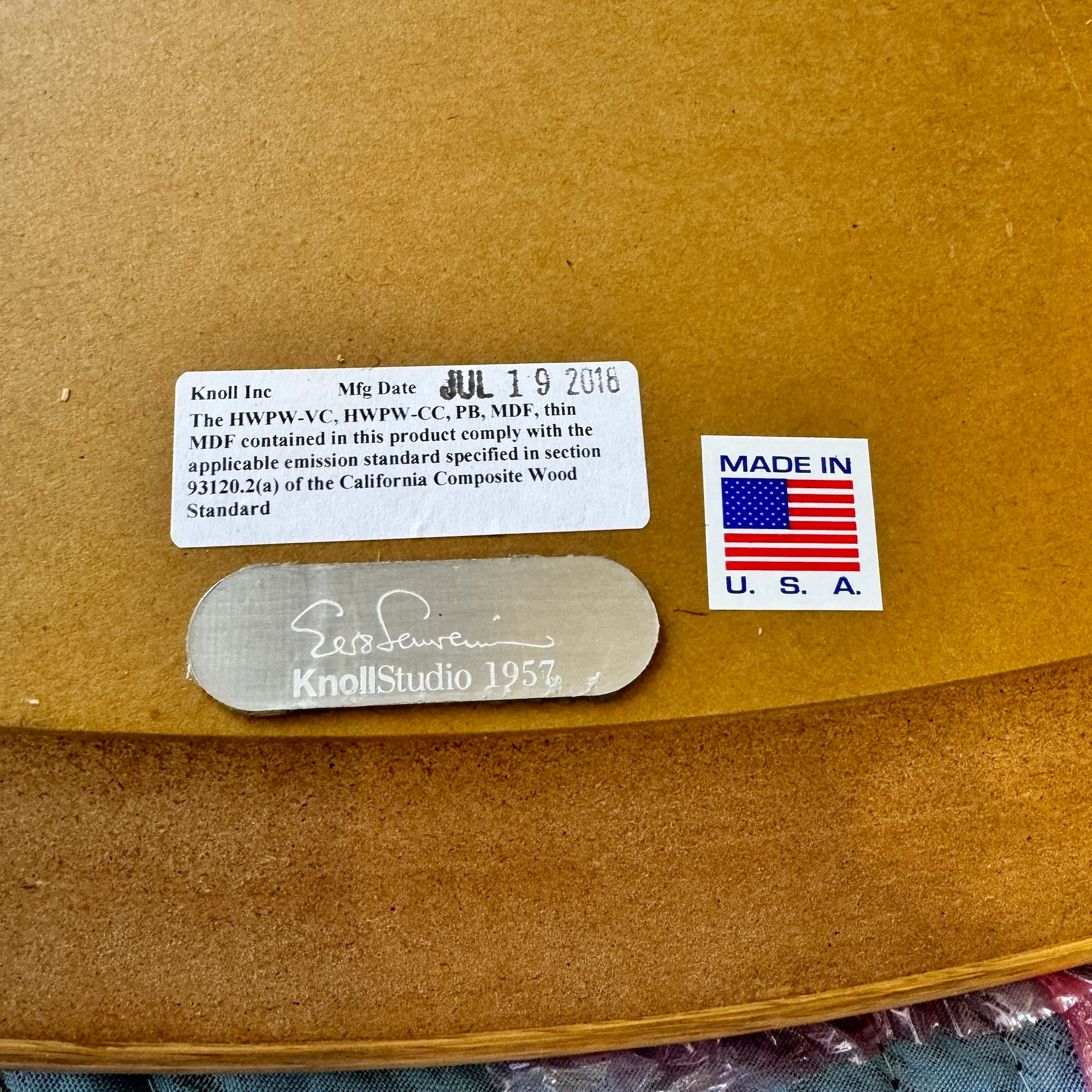 Authentic! Koll Saarinen Oak 47" Dining Table - Image 3