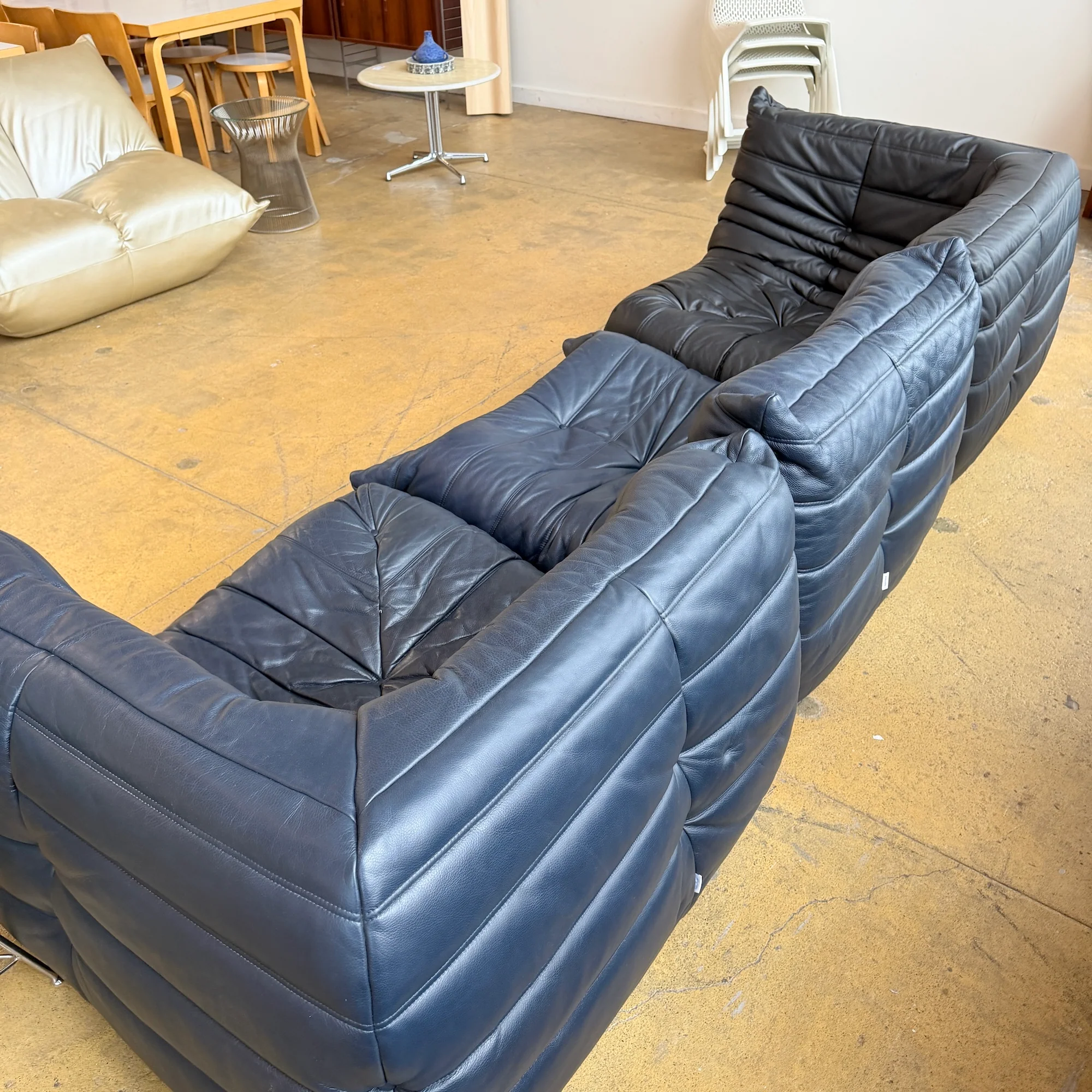 Authentic! Ligne Roset 3 Piece Modular Leather Togo Sofa Set - Image 5