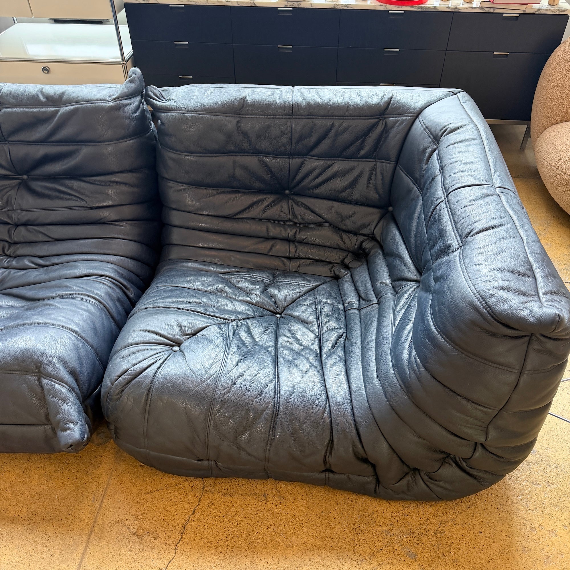 Authentic! Ligne Roset 3 Piece Modular Leather Togo Sofa Set - Image 6