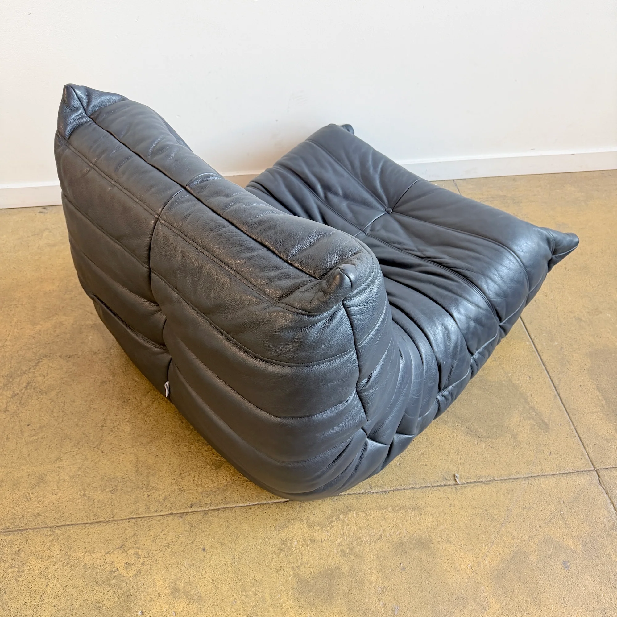 Authentic! Ligne Roset“Togo” Lounge Chair in Blue Calfskin Leather by Michel Ducaroy - Image 4