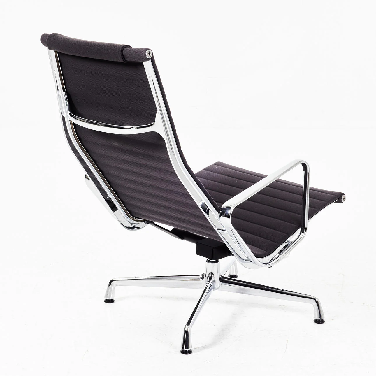Authentic! Vitra Eames "EA-124" Lounge Chair - Image 3
