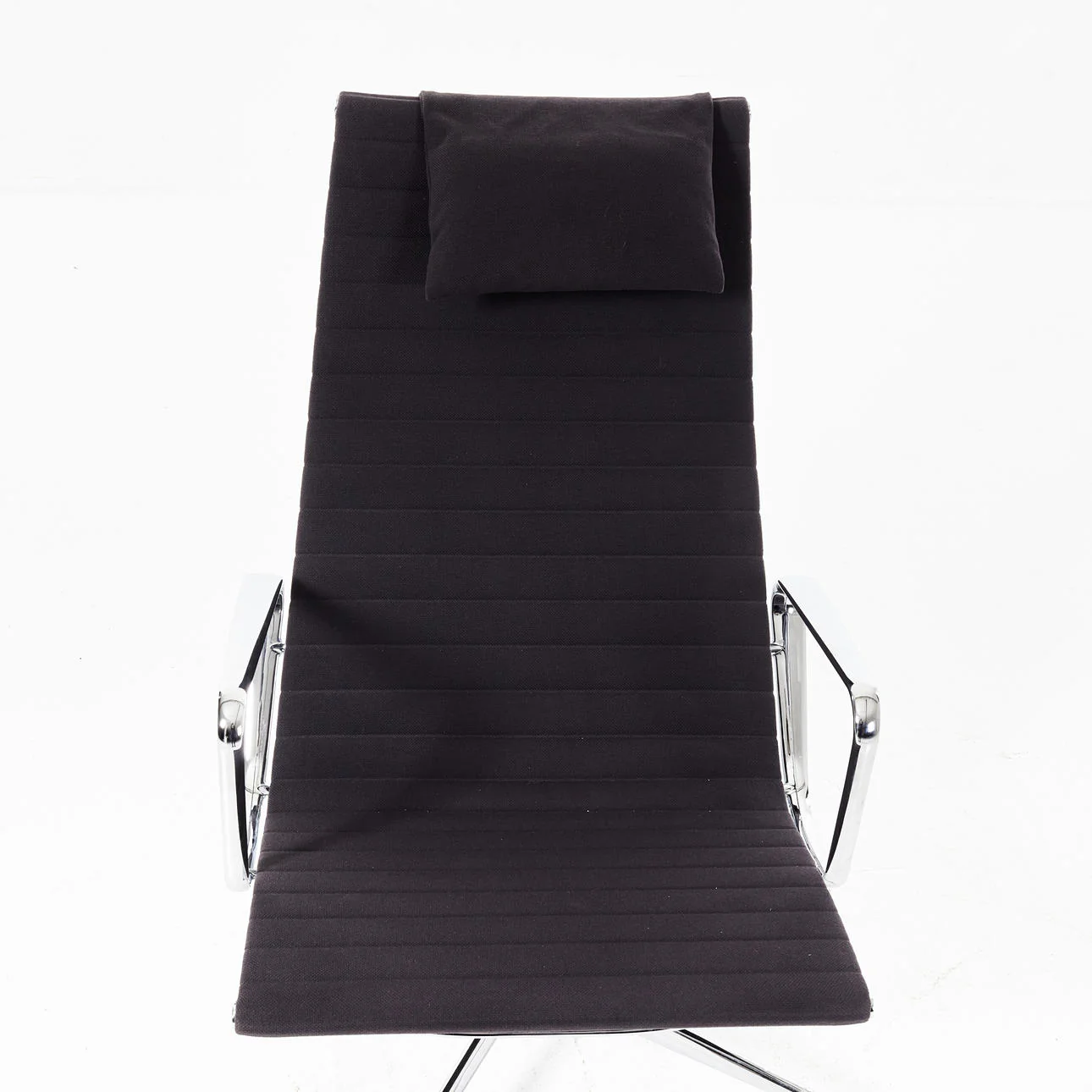 Authentic! Vitra Eames "EA-124" Lounge Chair - Image 4