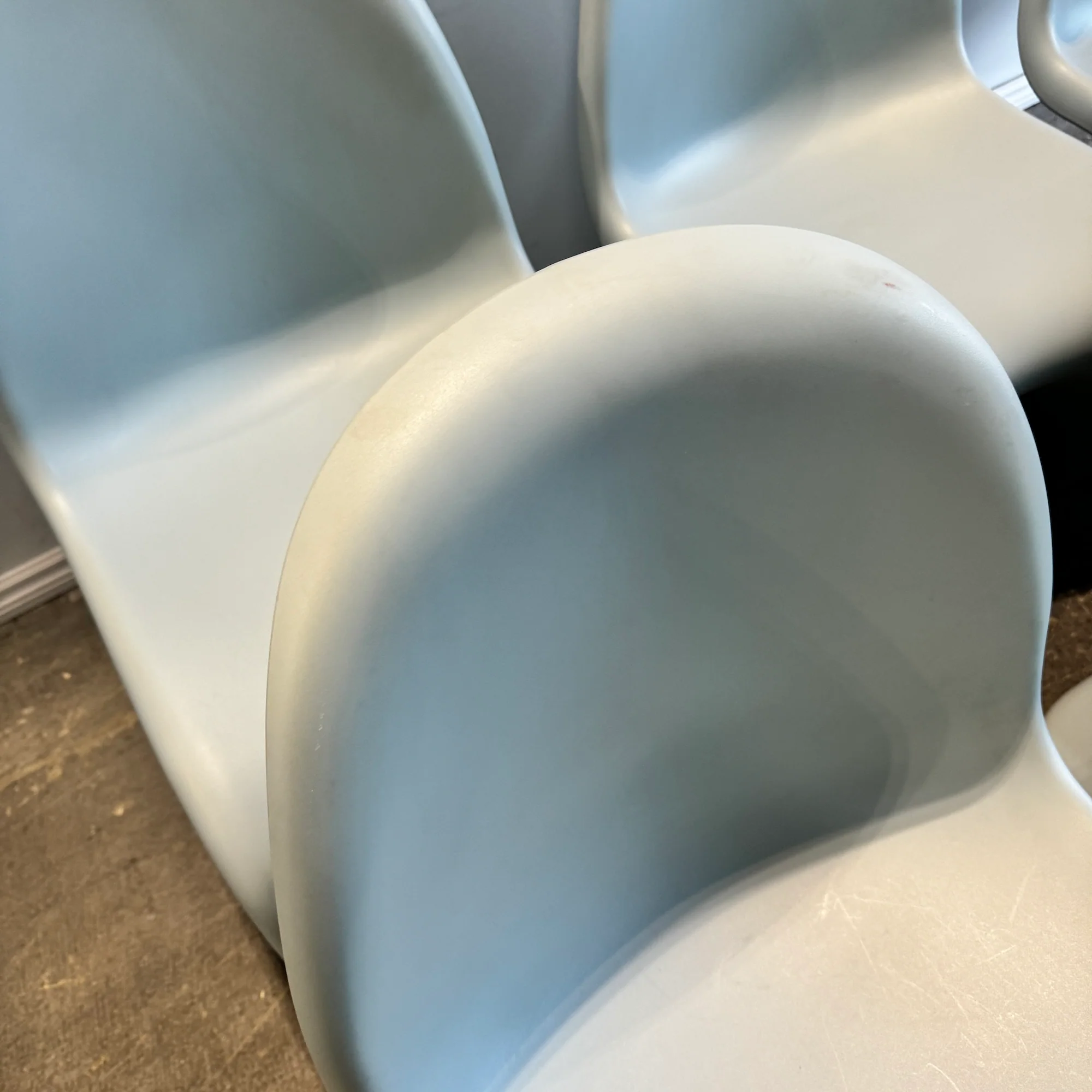 Authentic! Vitra Verner Panton Set of 8 stacking chairs - Image 6