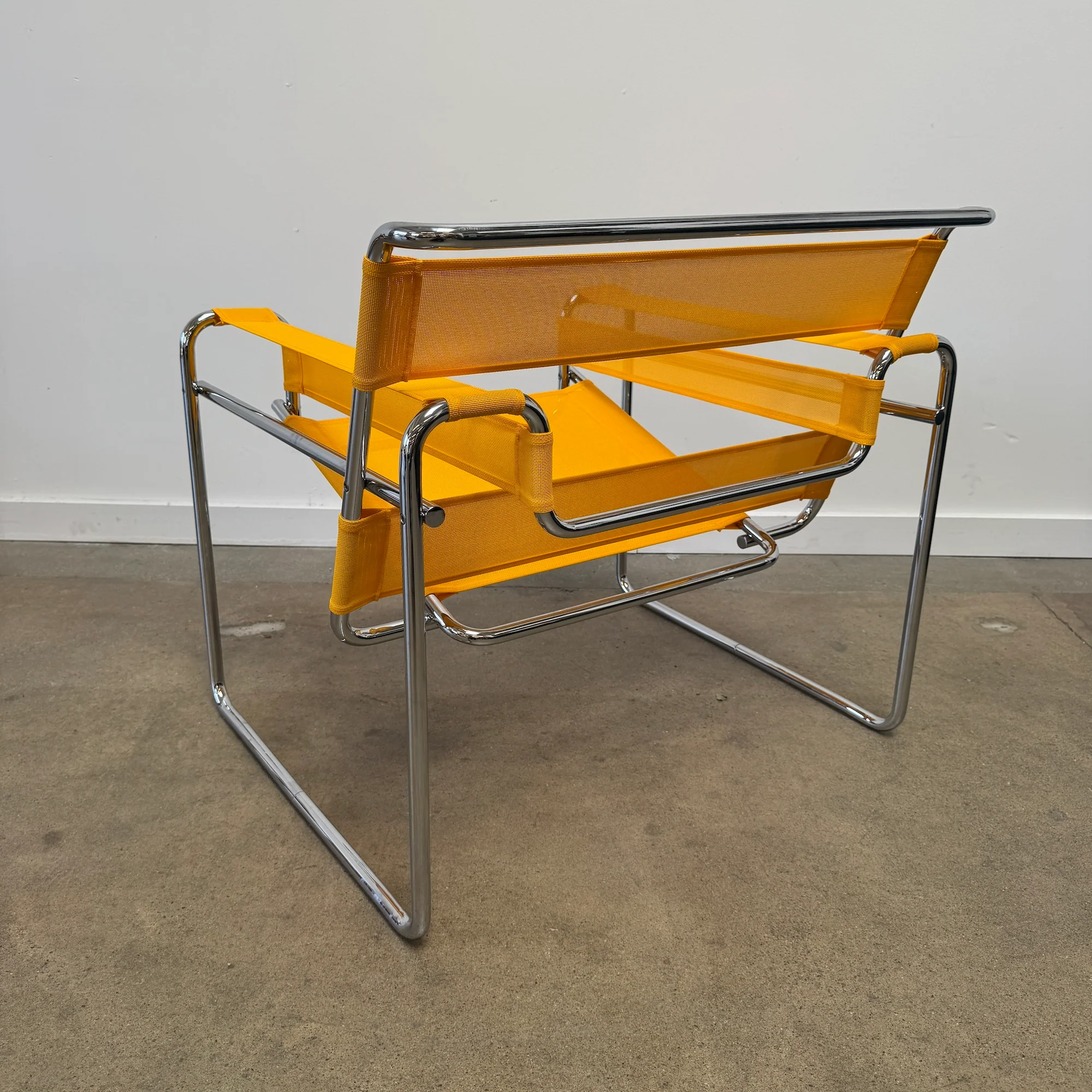 Authentic! Wassily Model B3 Lounge Chair By Marcel Breuer for Gavina - Image 5