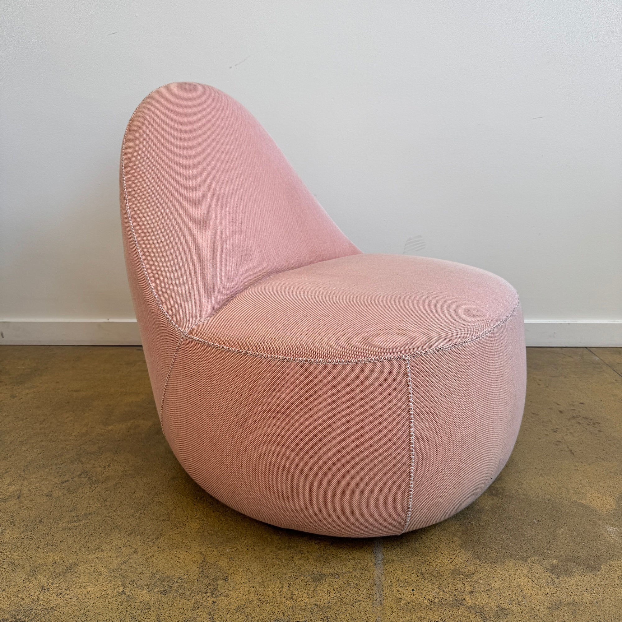 Bernhardt Design Mitt Lounge chair