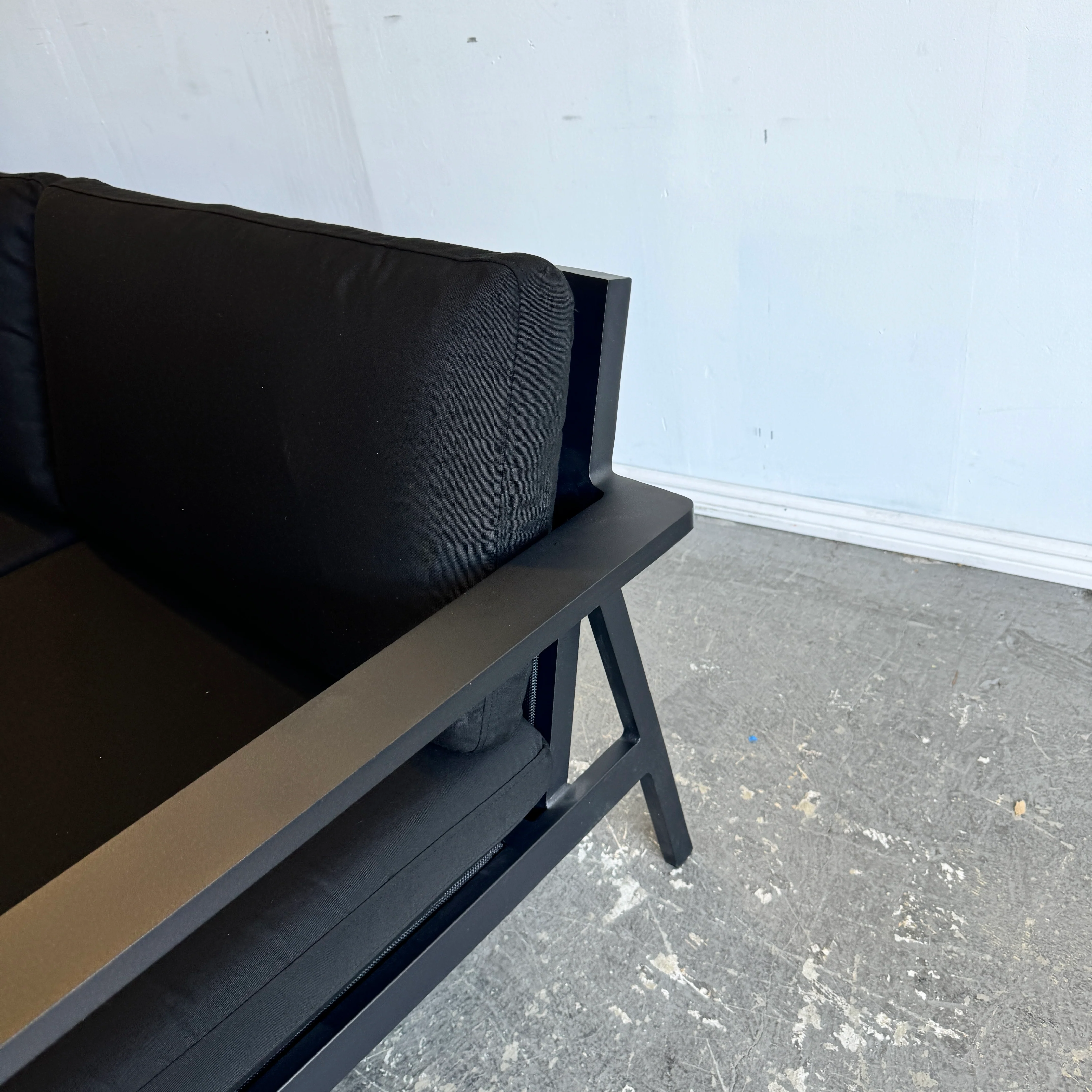 Brand New! Design Within Reach Case Eos Sofa Three Seater by Mathew Hilton - Image 10