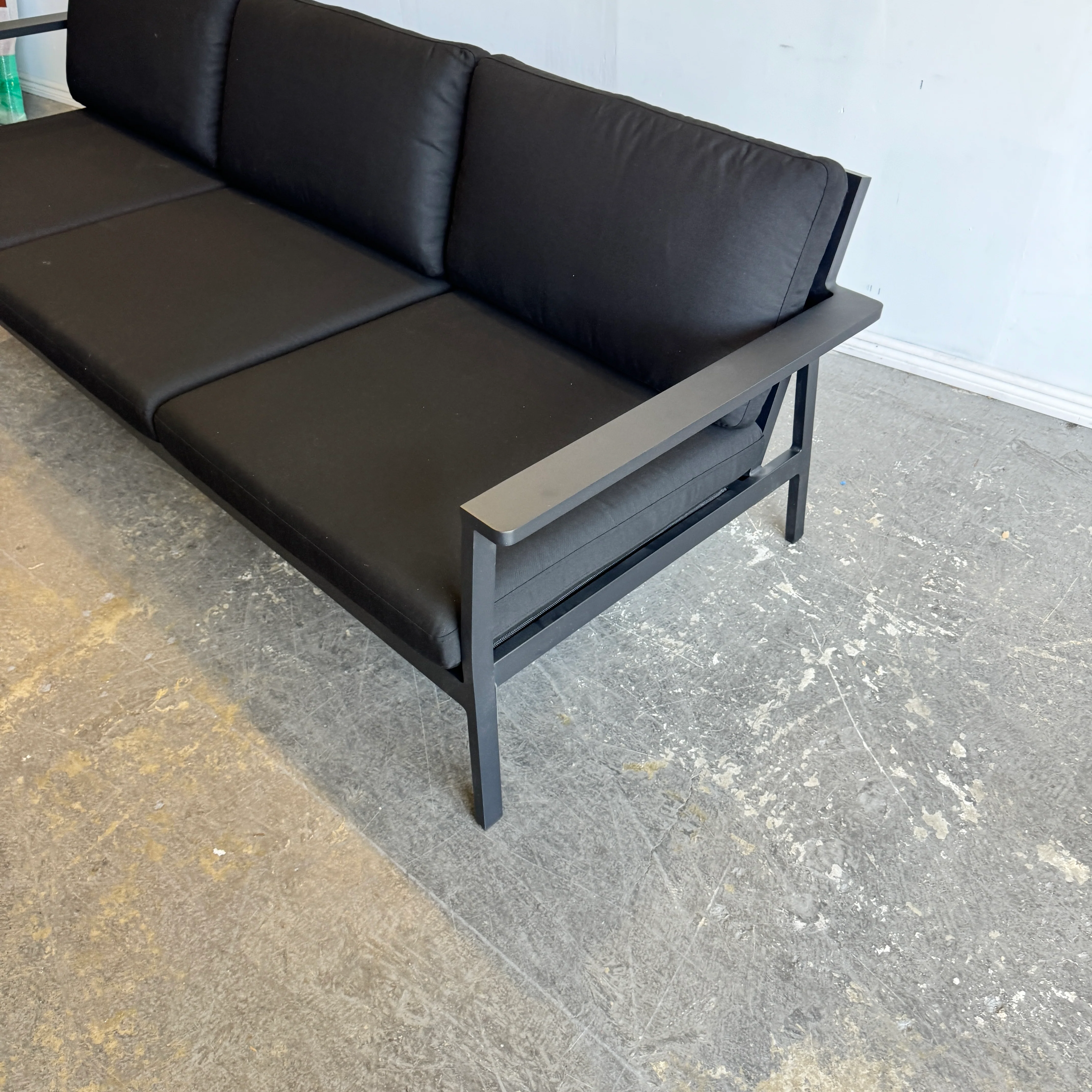 Brand New! Design Within Reach Case Eos Sofa Three Seater by Mathew Hilton - Image 11