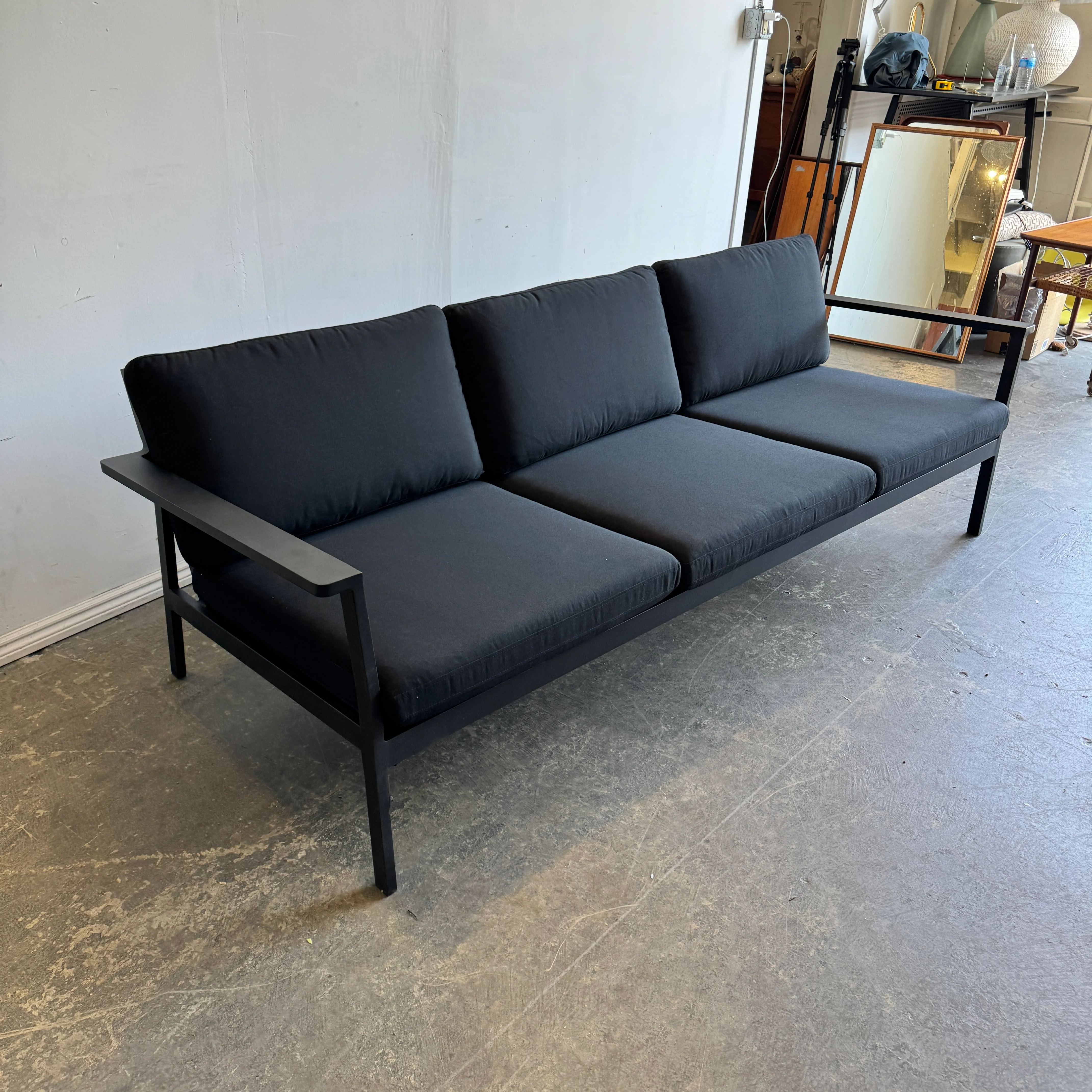 Brand New! Design Within Reach Case Eos Sofa Three Seater by Mathew Hilton - Image 5