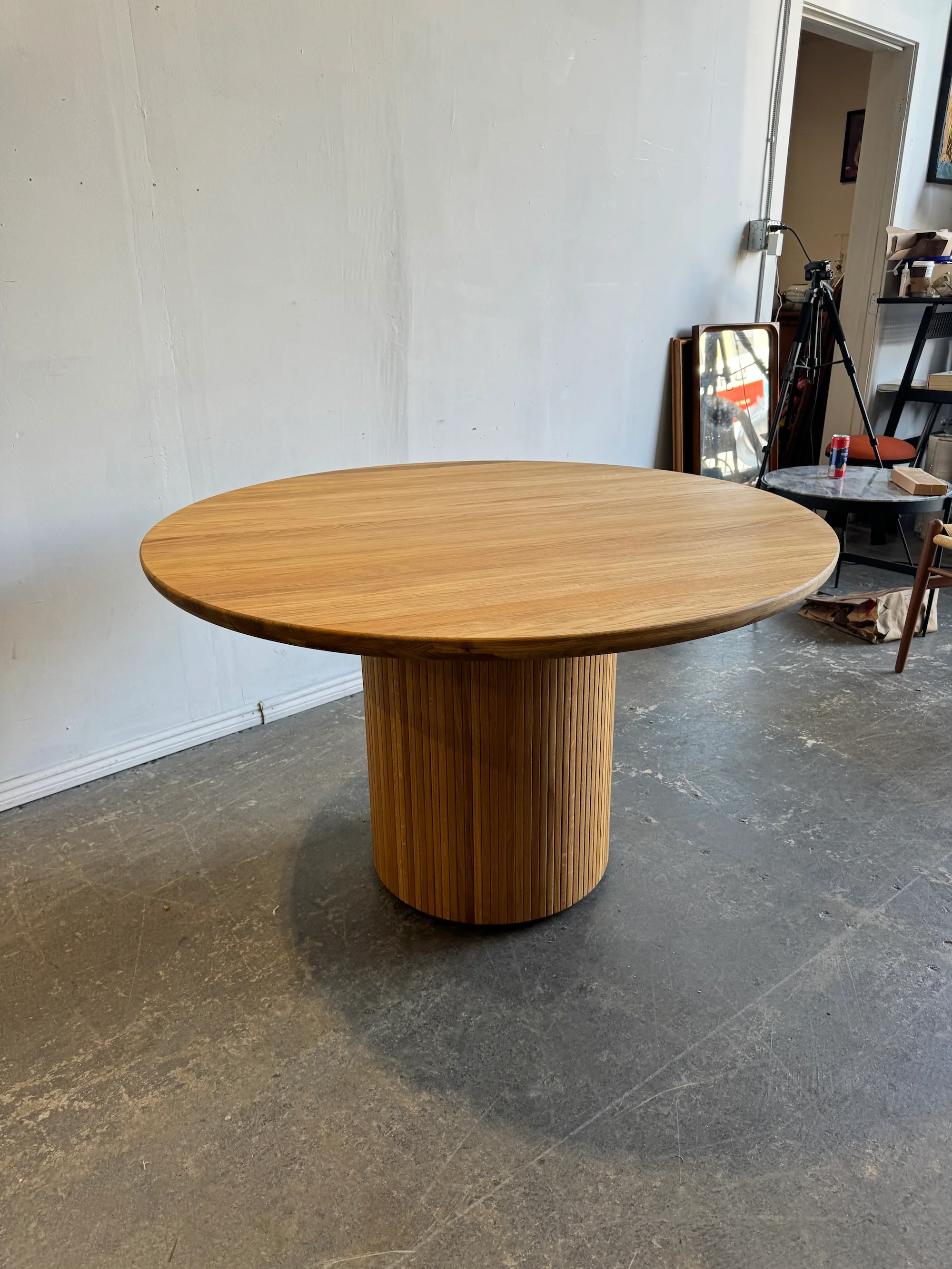 Brand New! Gubi Moon Dining Table (50% OFF) - Image 5