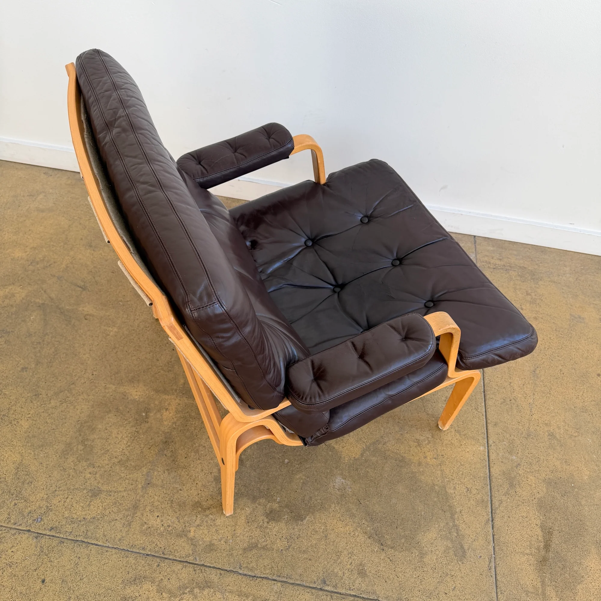 Bruno Mathsson 'Ingrid' Lounge Chair by Dux (Two Available) - Image 4
