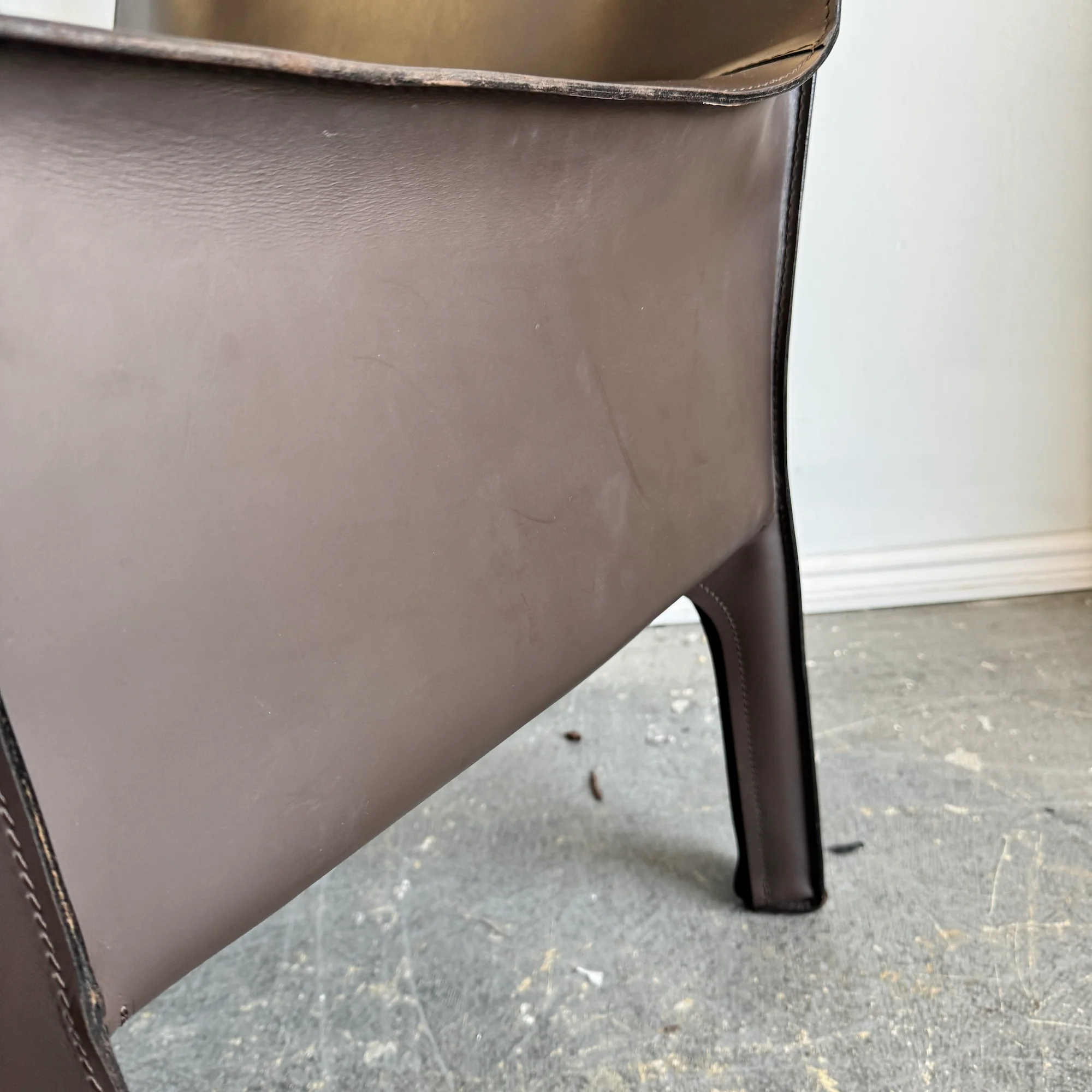 Cassina Mario Bellini Cab 414 Leather Arm Chair - Image 5