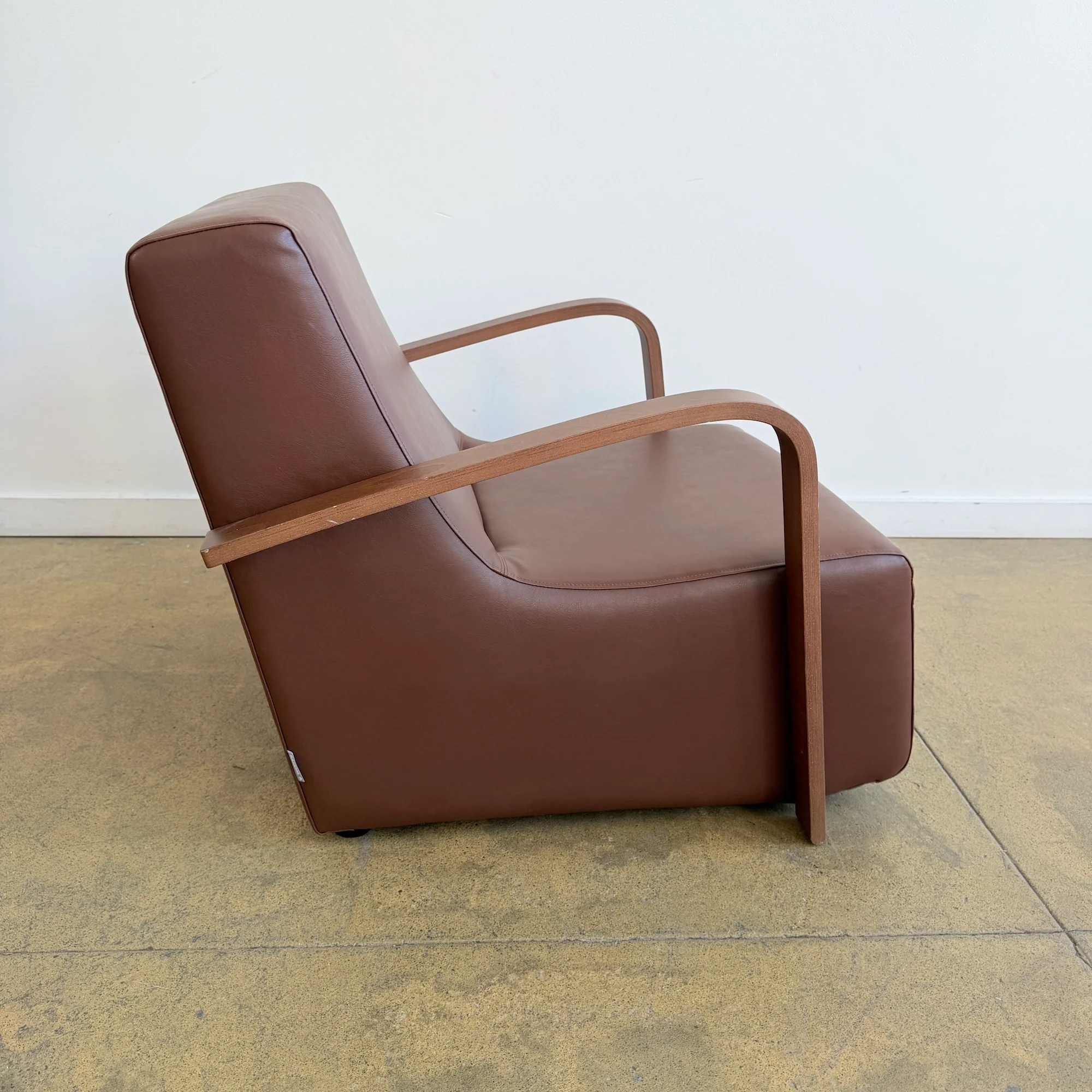 Contemporary CLUB lounge chair by Sancal, - Image 2