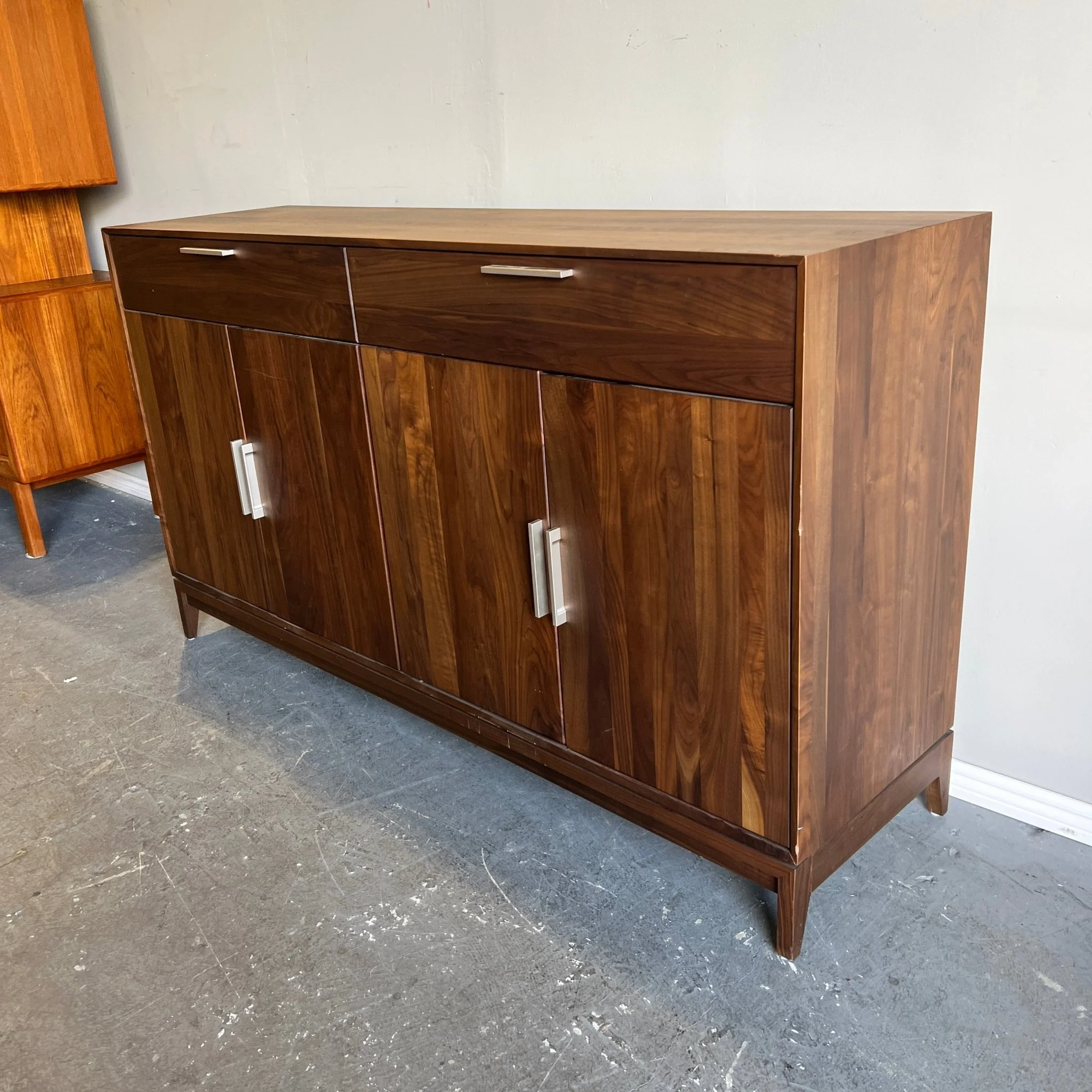 Copeland Furniture Sarah Buffet - 4 Doors and 2 Drawers - Image 3