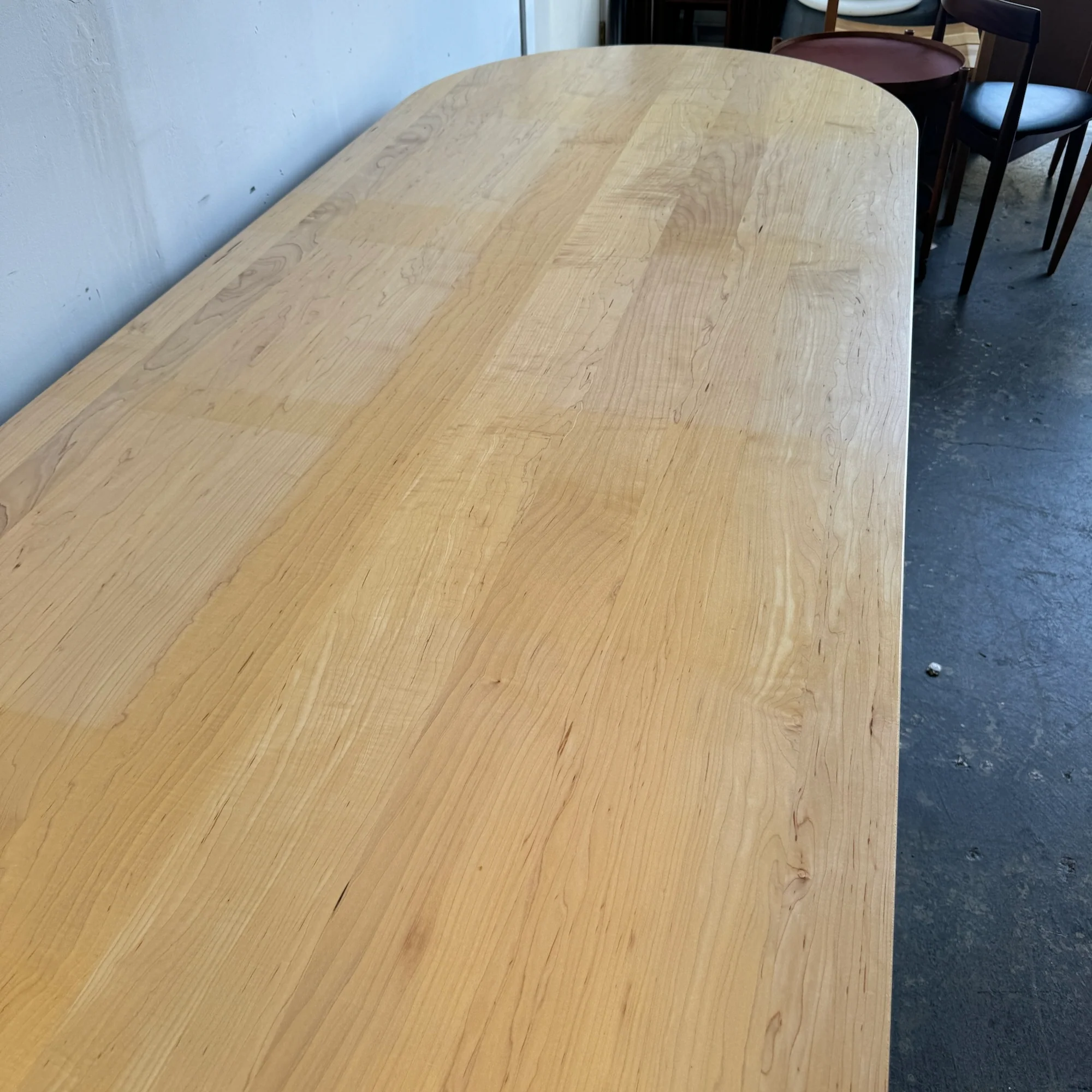 Corral Pill Dining table - Image 6