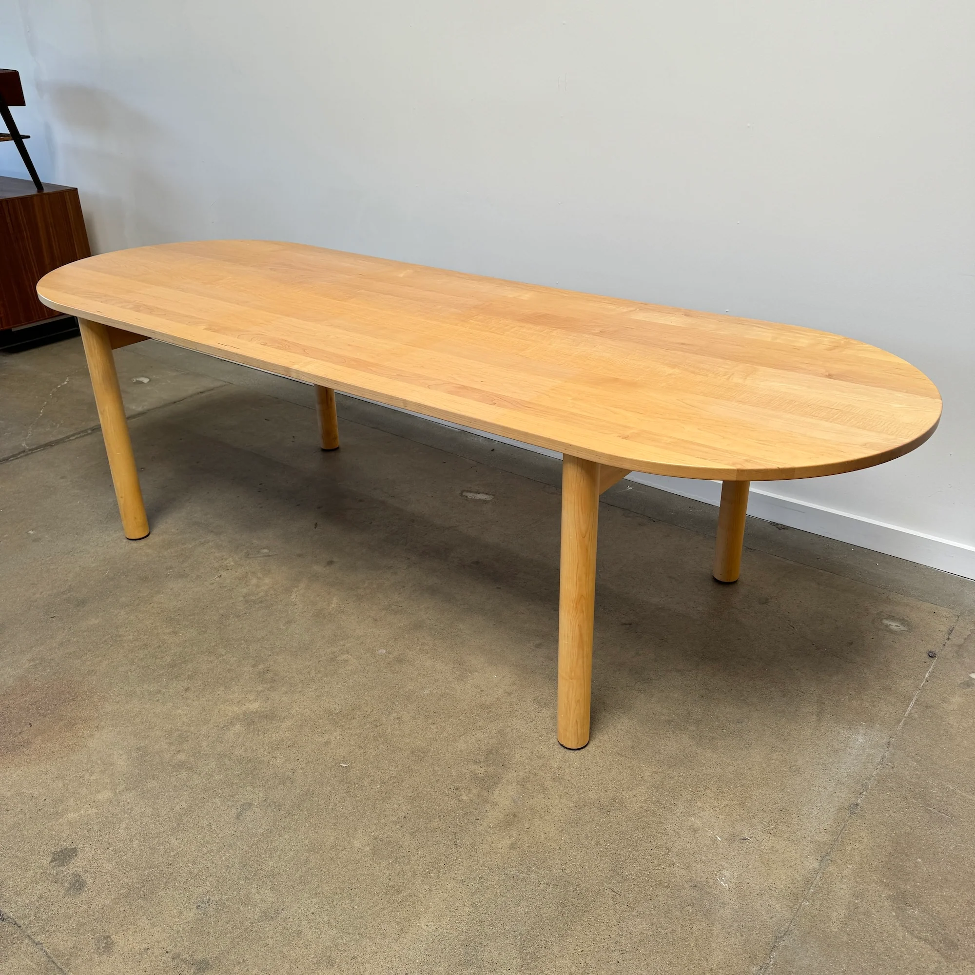 Corral Pill Shape Long 103' Dining table - Image 2