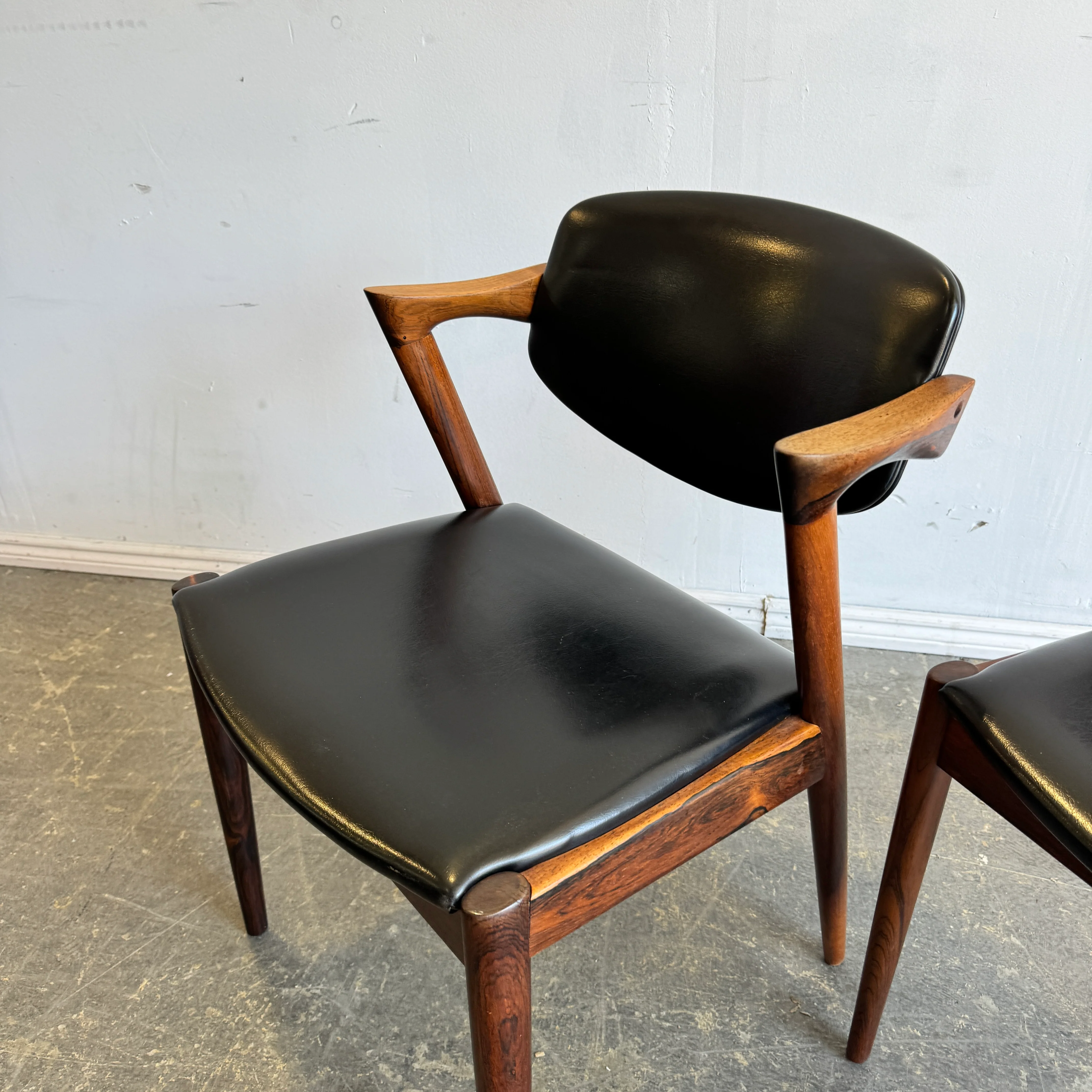 Danish Modern Model Kai Kristiansen Set of 2 Model 42 Rosewood Dining chairs - Image 3