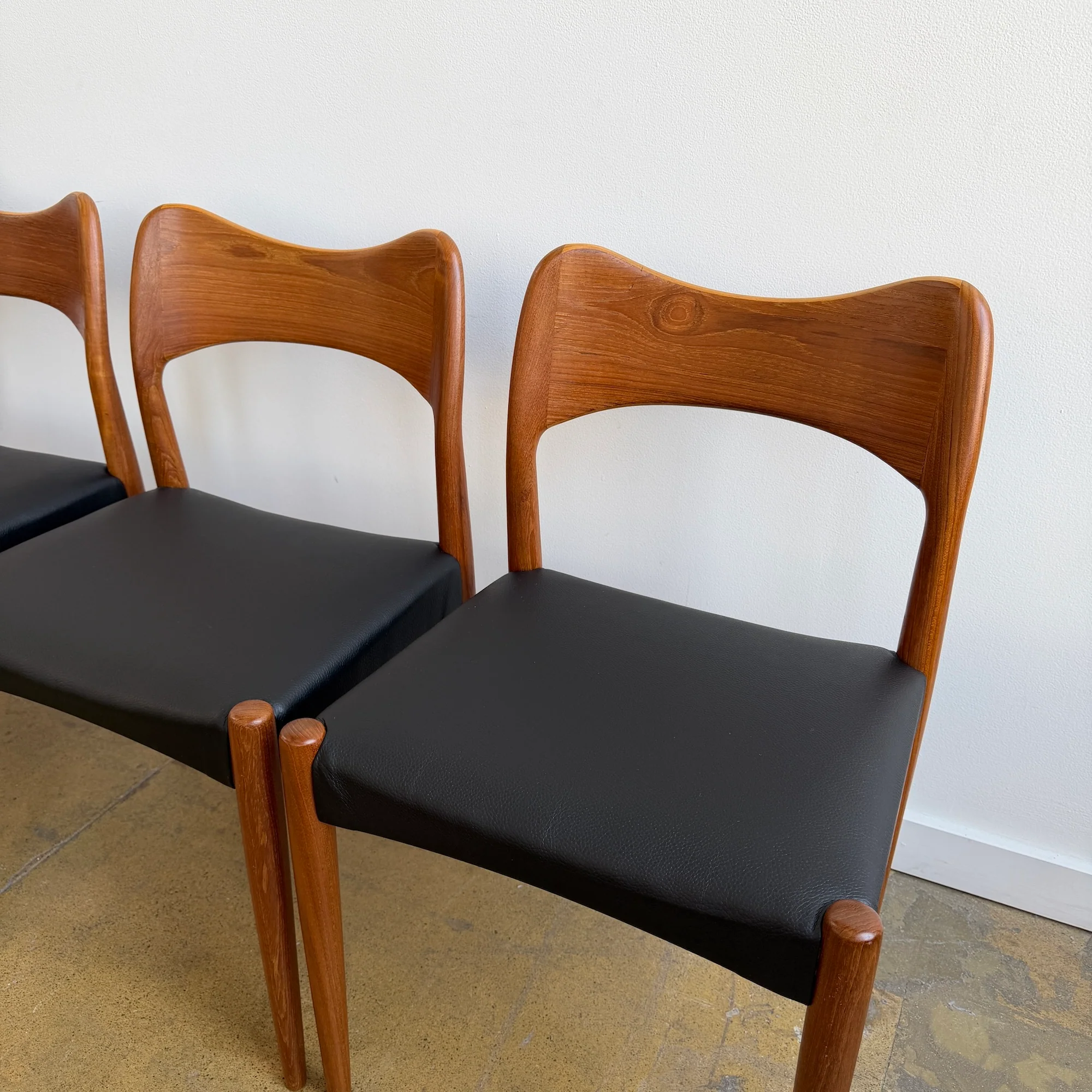 Danish Modern Arne Hovmand Olsen Dining Chairs for Mogens Kold (Fully Restored) - Image 7