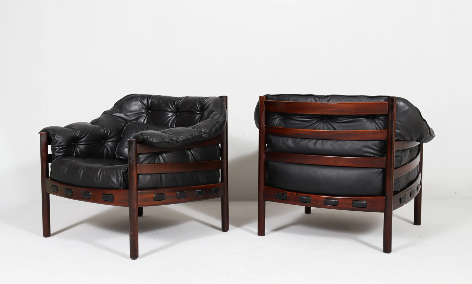 Danish Modern Arne Norell Rosewood Lounge Chairs - Image 4