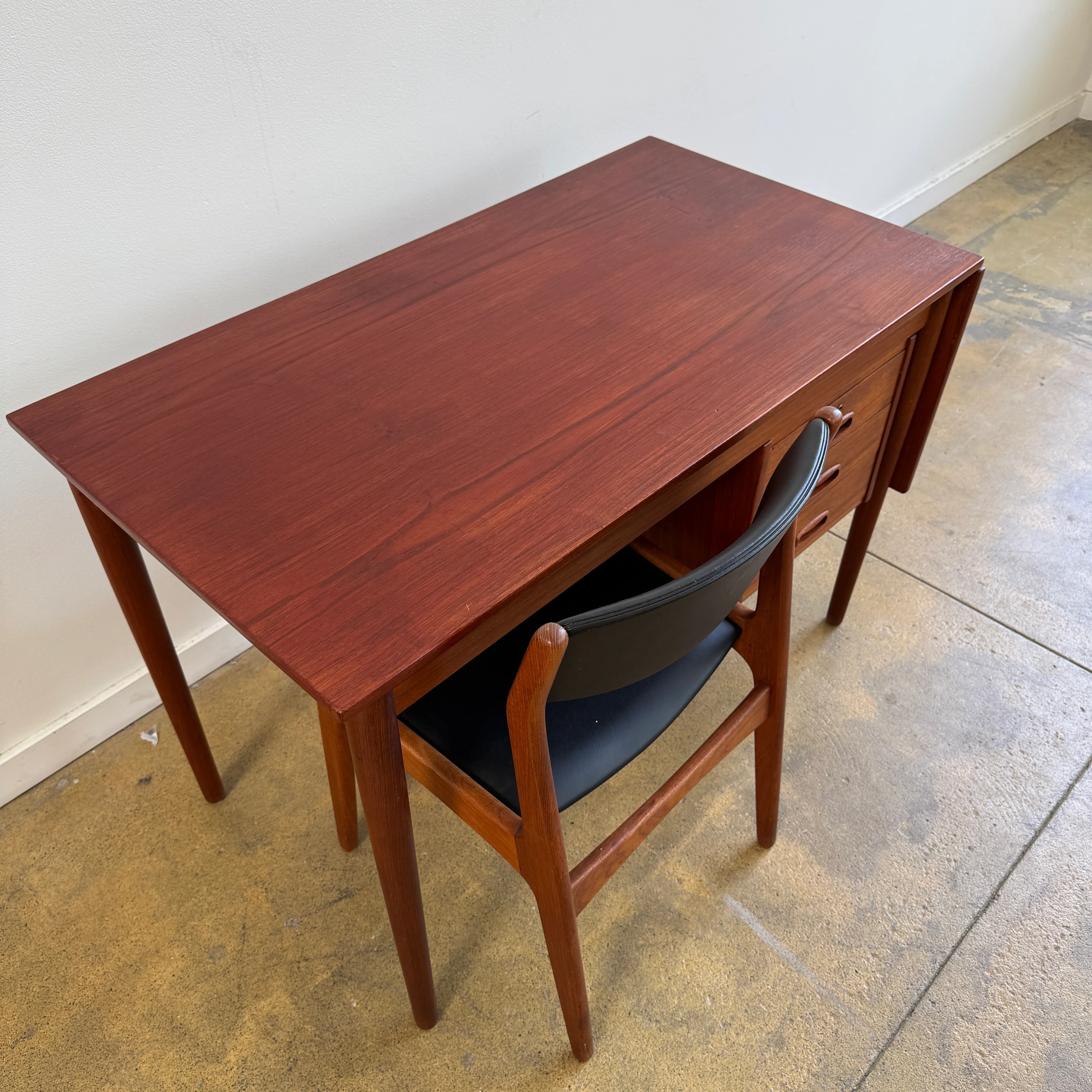 Danish Modern Arne Vodder attribute Expandable & Reversible Drawer Desk - Image 6