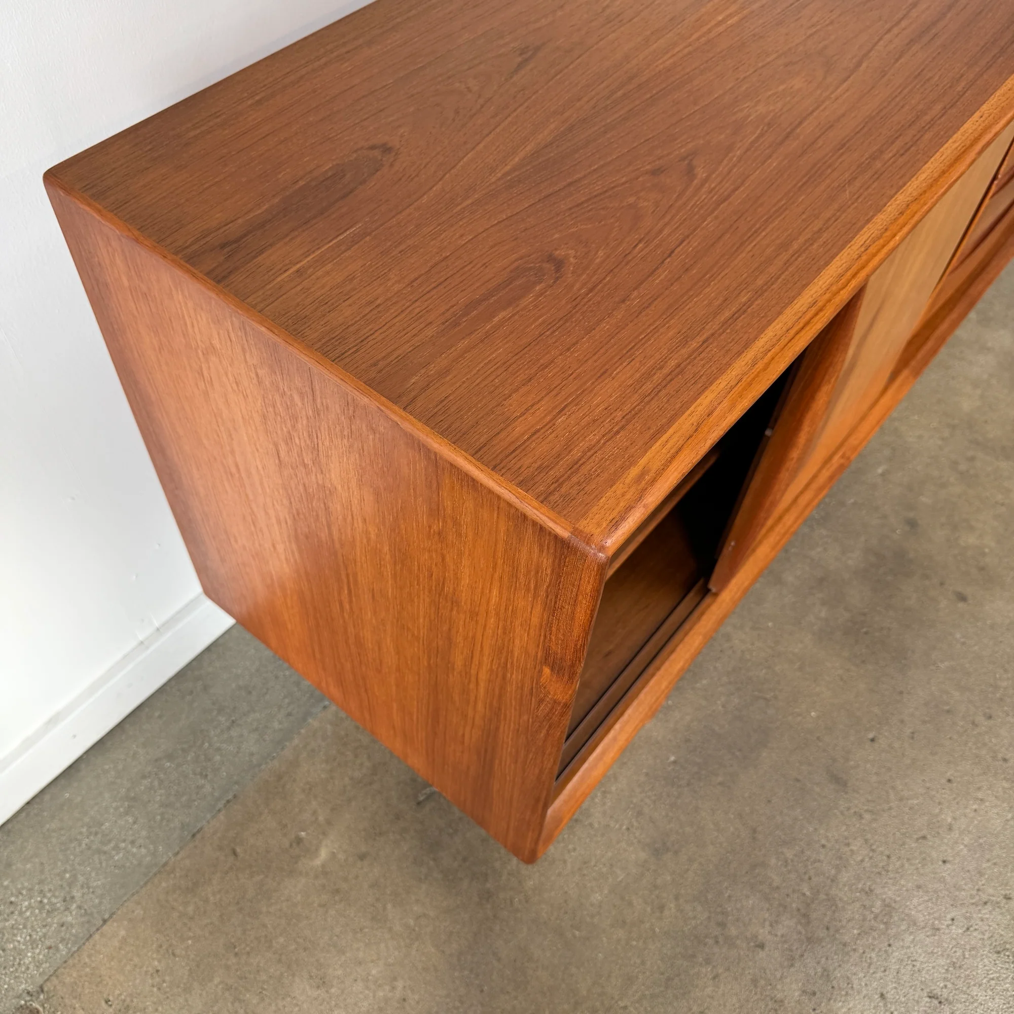 Danish Modern Arne Vodder Teak Credenza by Skovby Møbelfabrik - Image 4