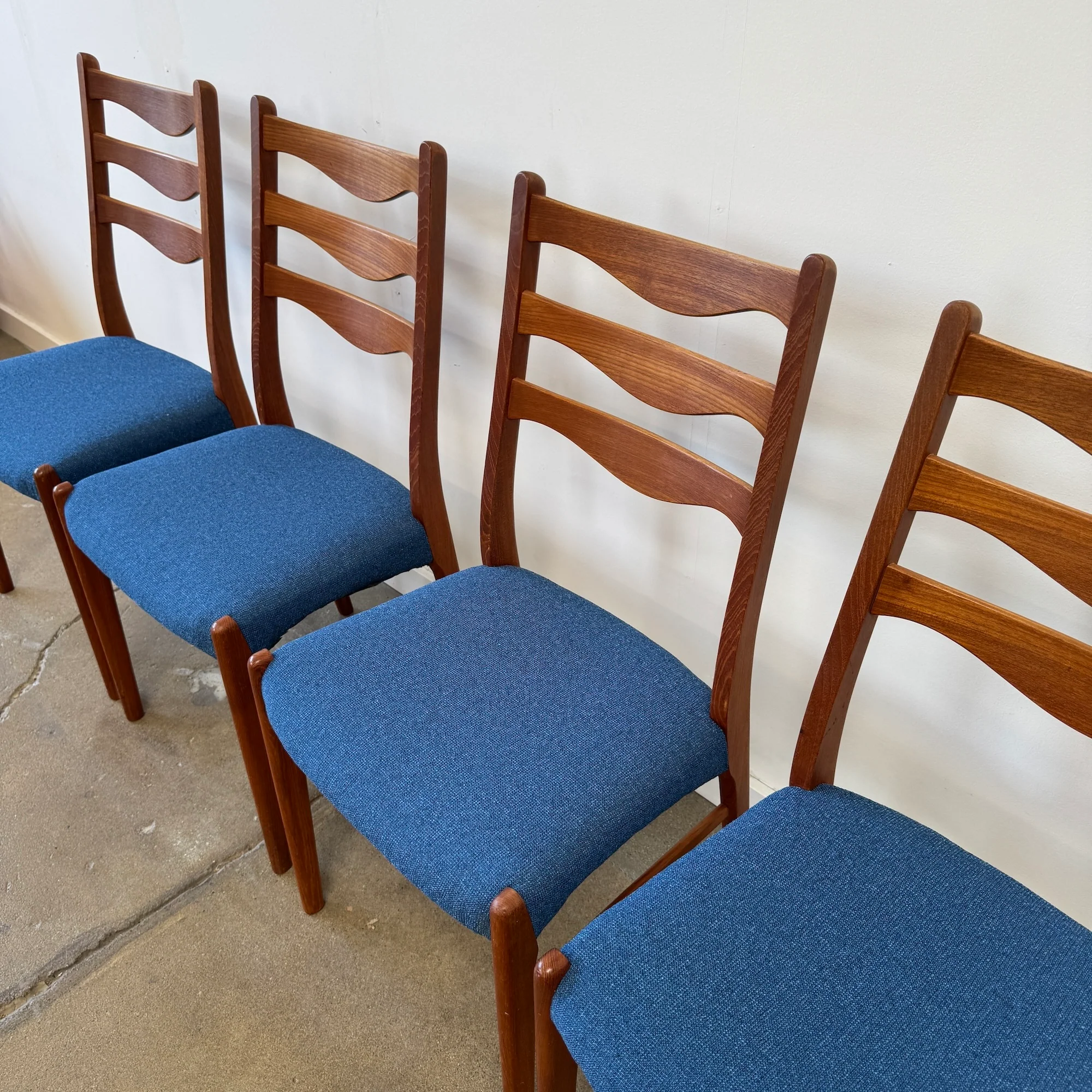 Danish Modern Arne Wahl set of 4 Teak chairs for Glyngøre - Image 4