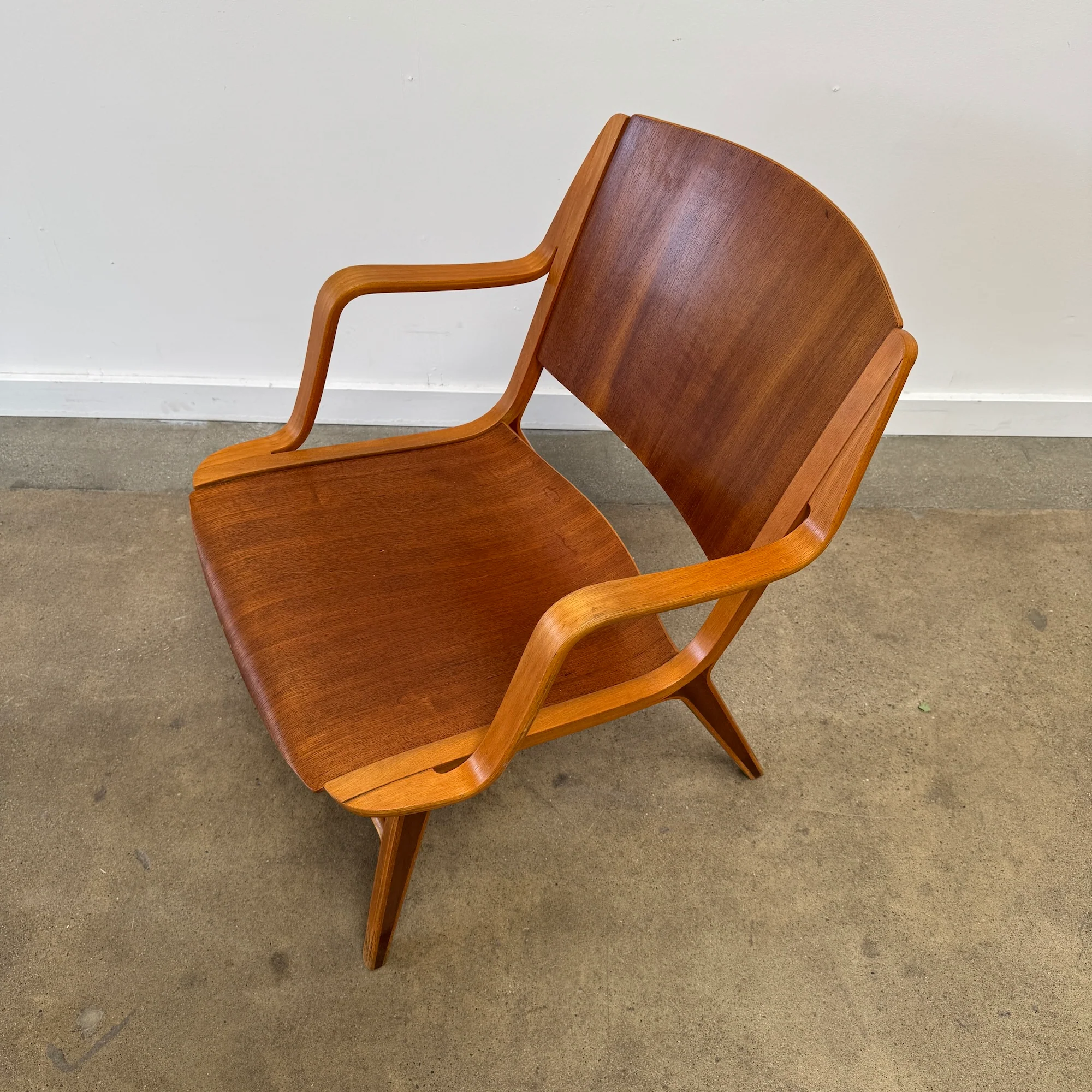 Danish Modern Ax Arm Chair by Peter Hvidt & Orla Mølgaard for Fritz Hansen - Image 6